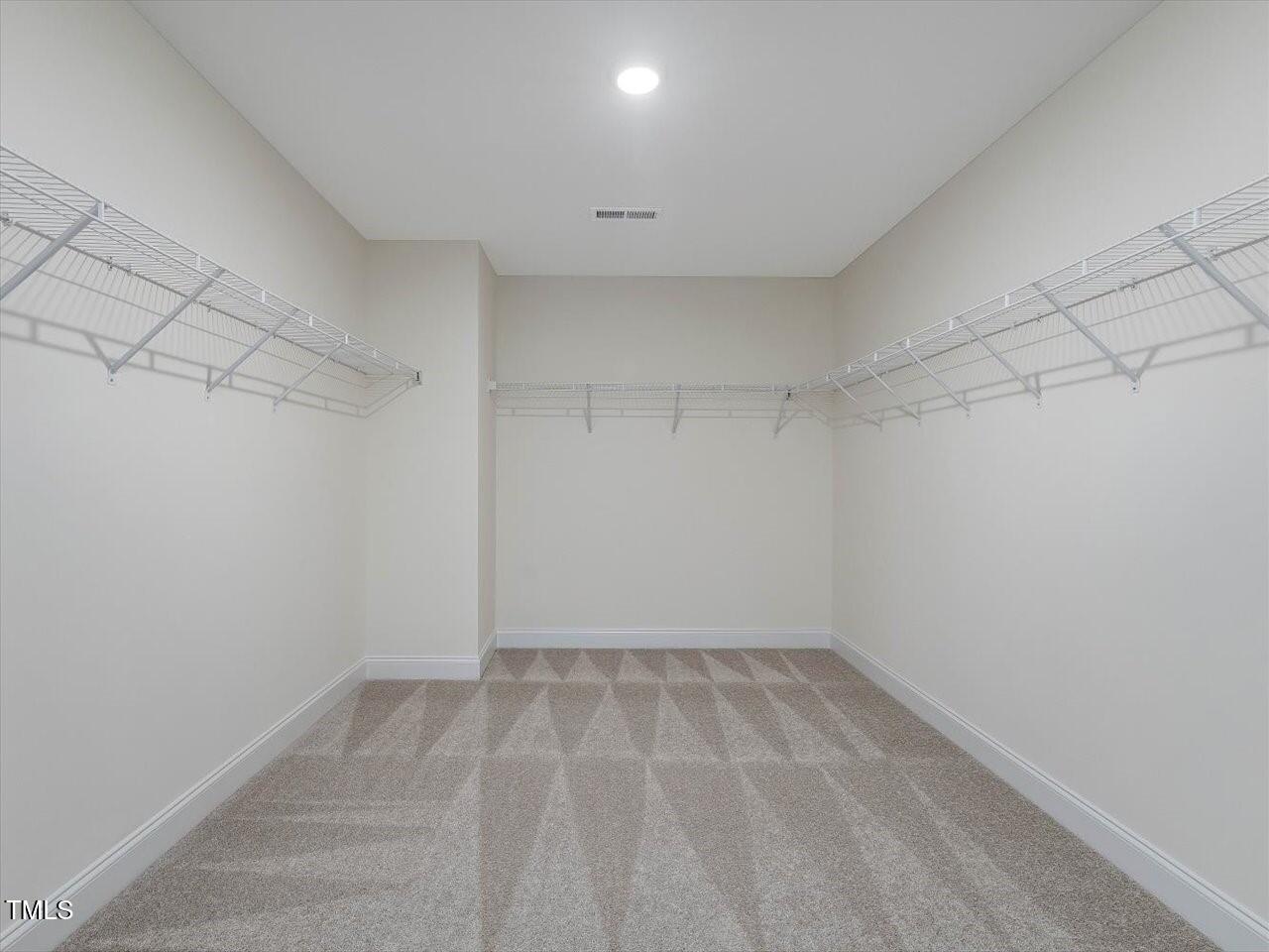 814 Brookfield Drive Property Photo 16