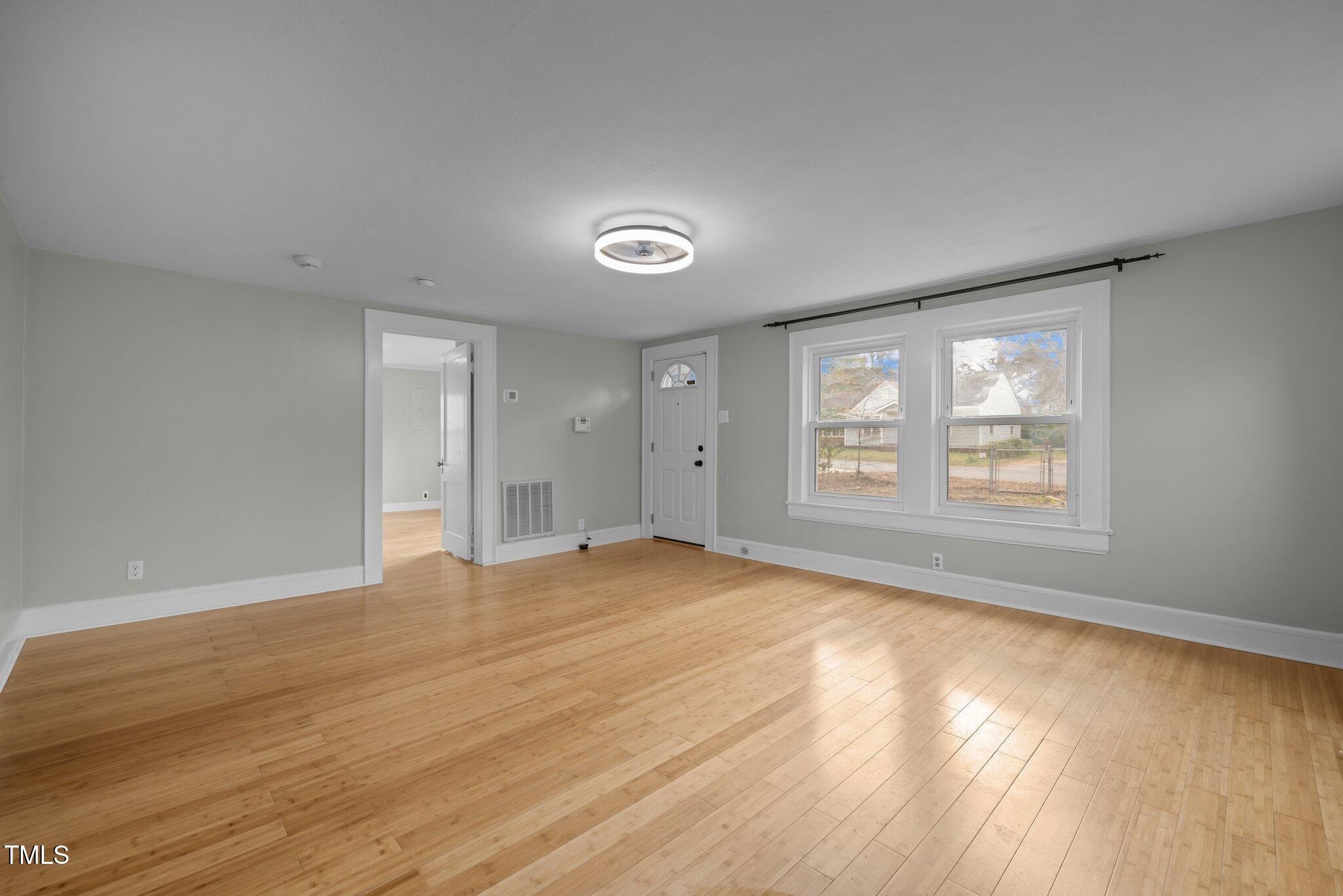 826 Carter Avenue Property Photo 17