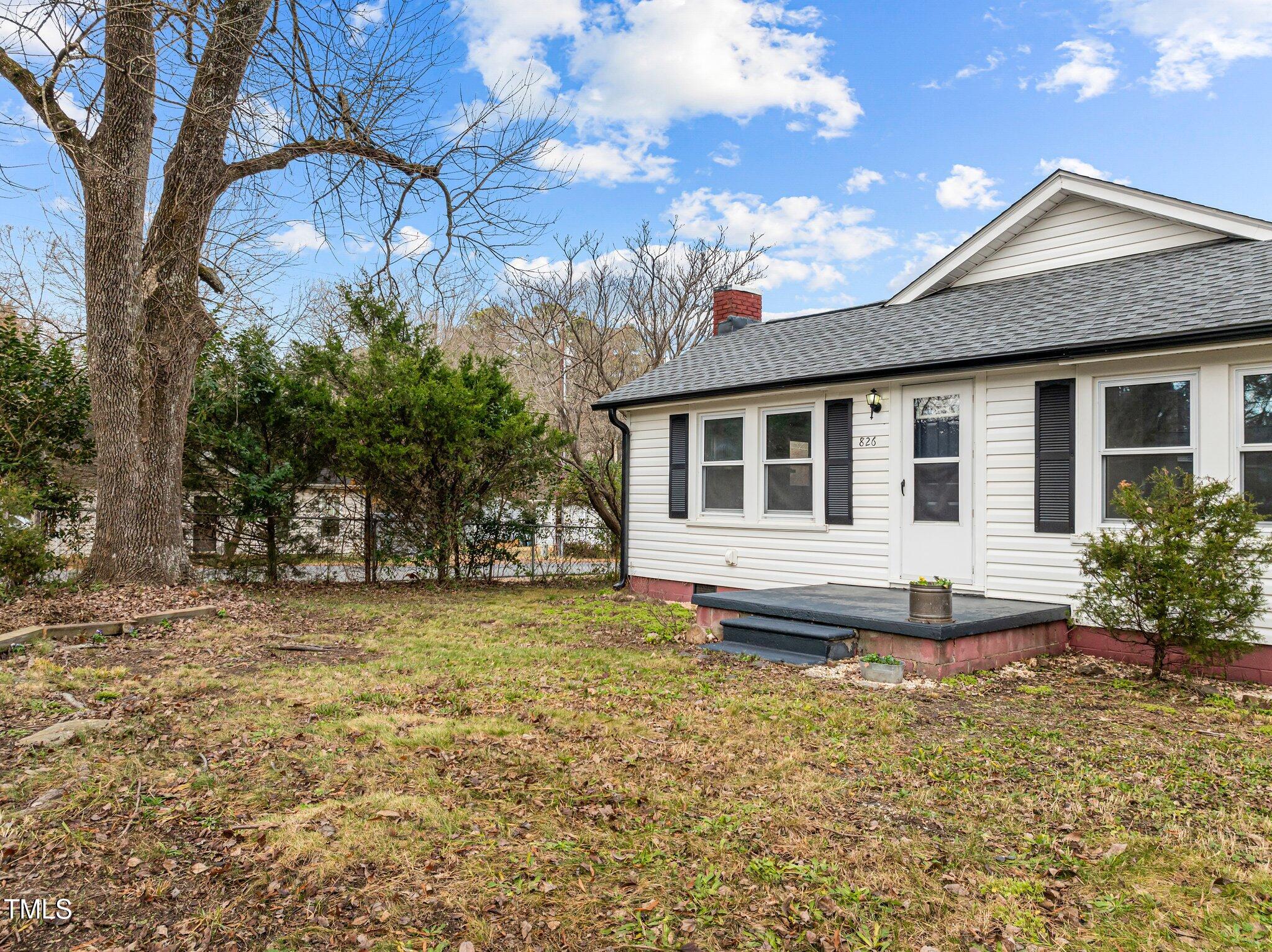 826 Carter Avenue Property Photo 22
