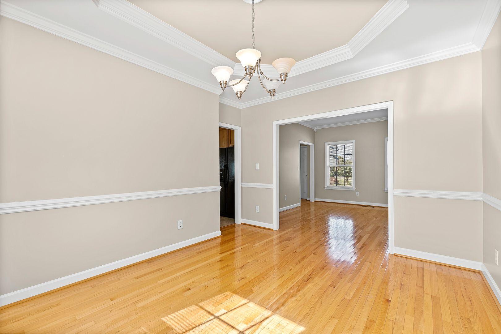545 Seastone Street Property Photo 6