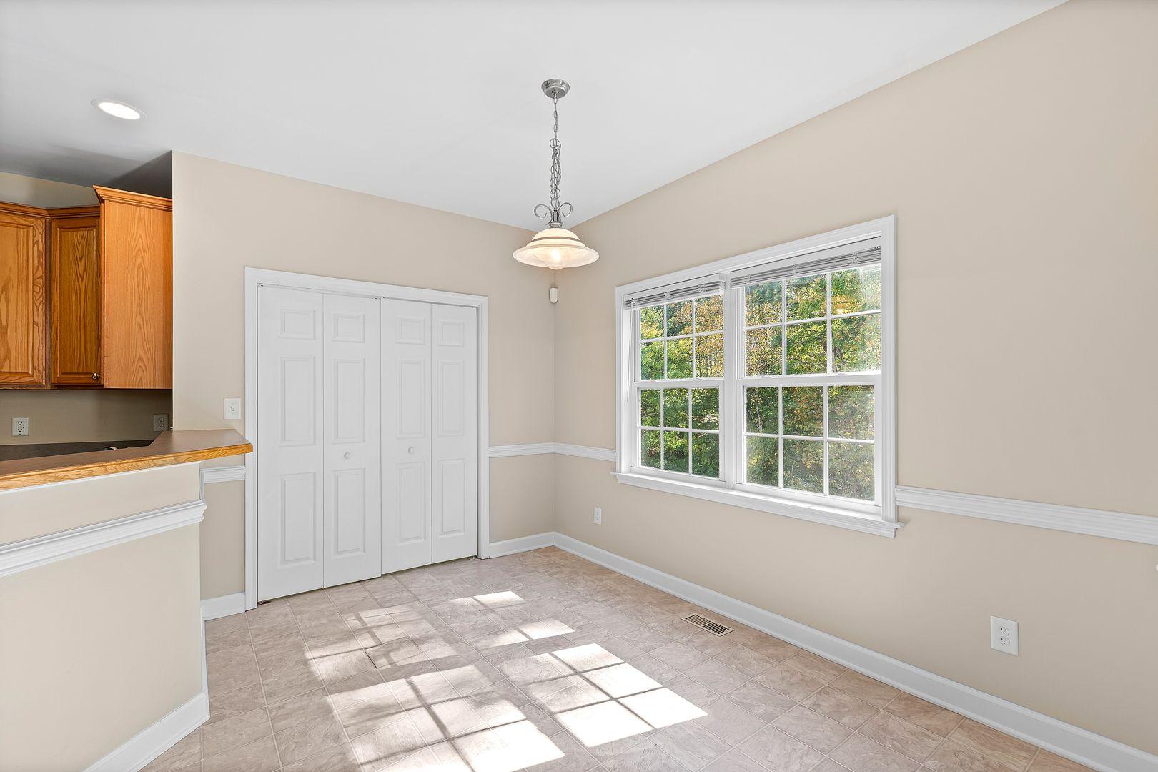 545 Seastone Street Property Photo 18