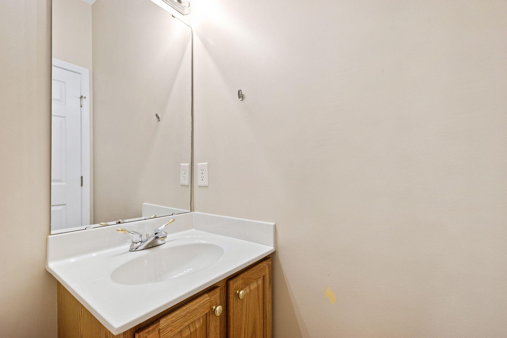 545 Seastone Street Property Photo 20