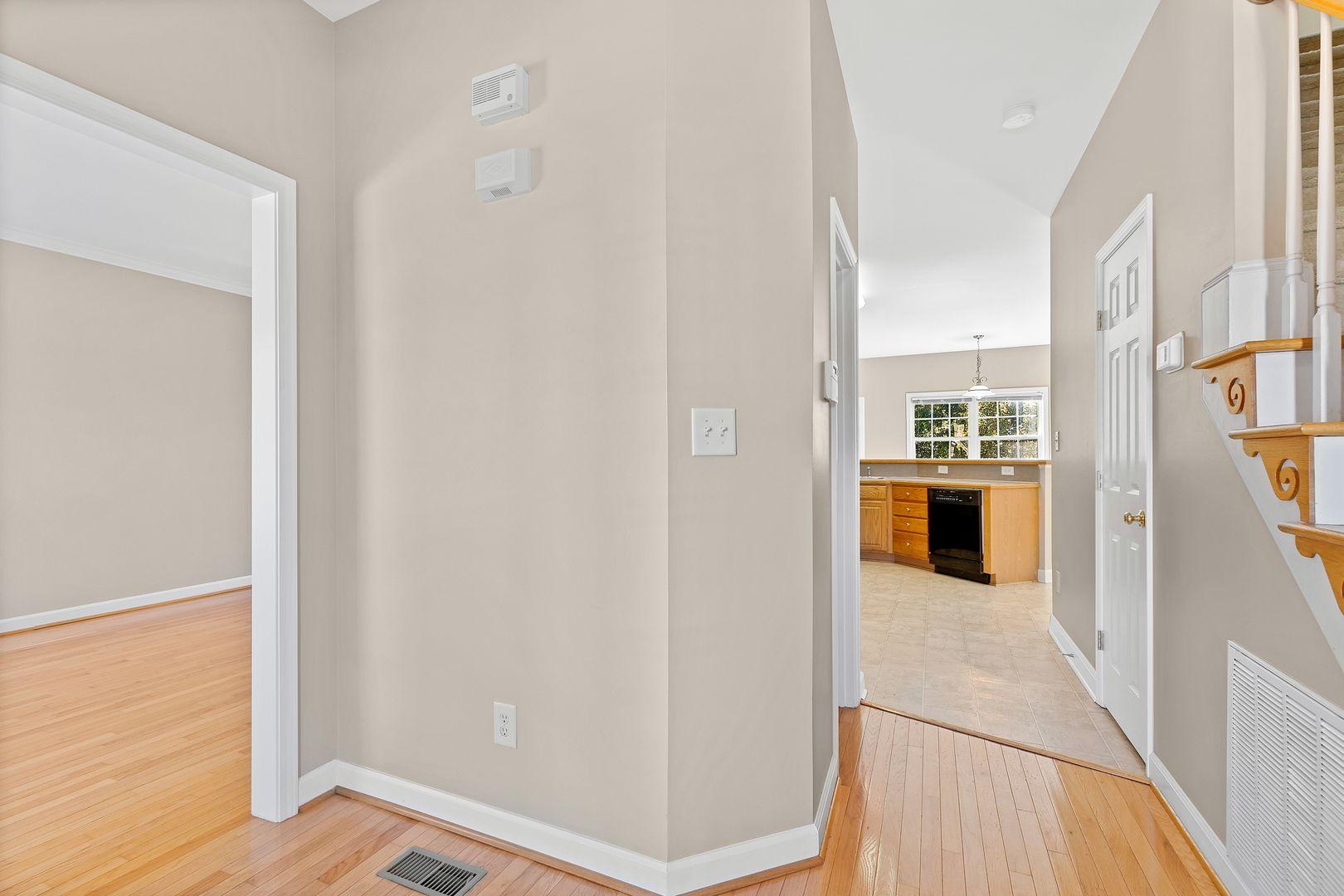 545 Seastone Street Property Photo 22