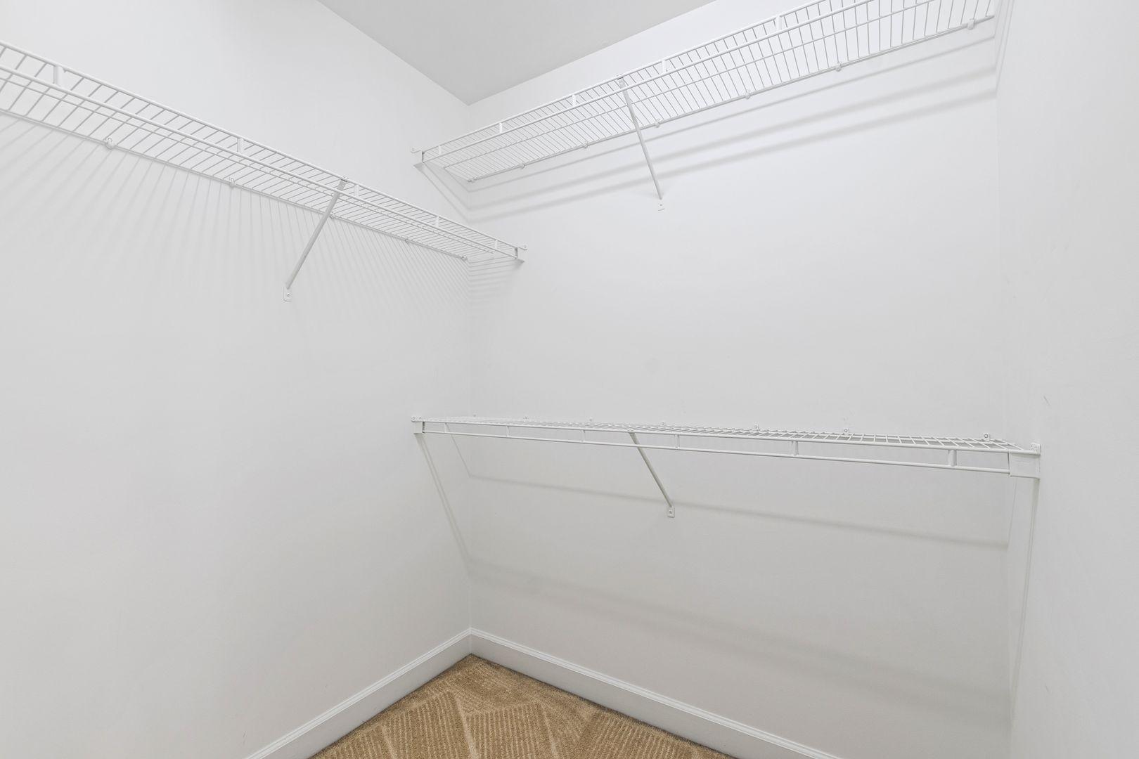 545 Seastone Street Property Photo 28