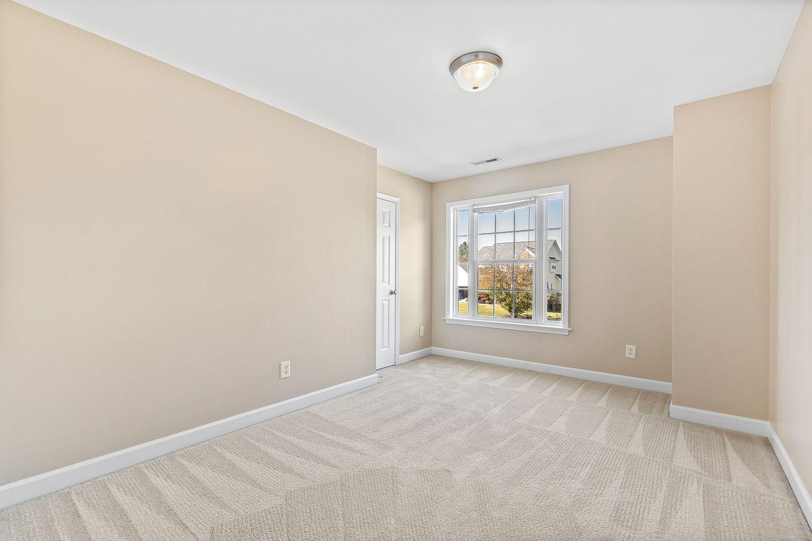 545 Seastone Street Property Photo 31