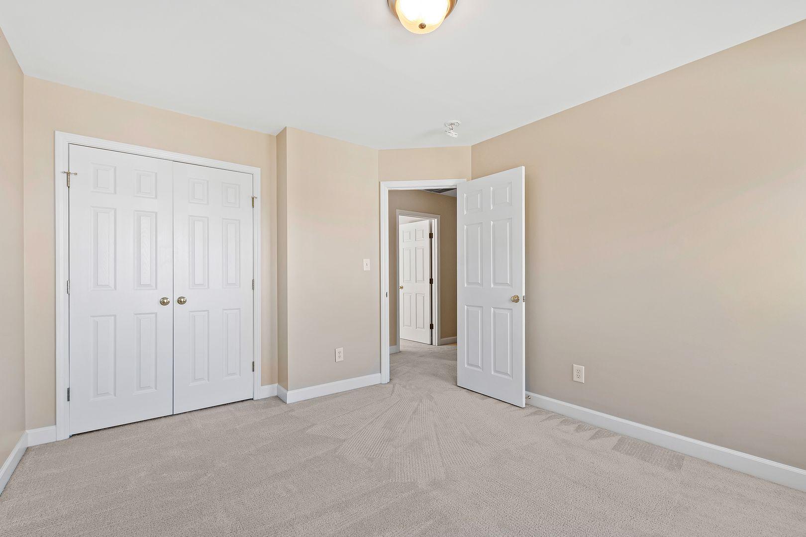 545 Seastone Street Property Photo 36
