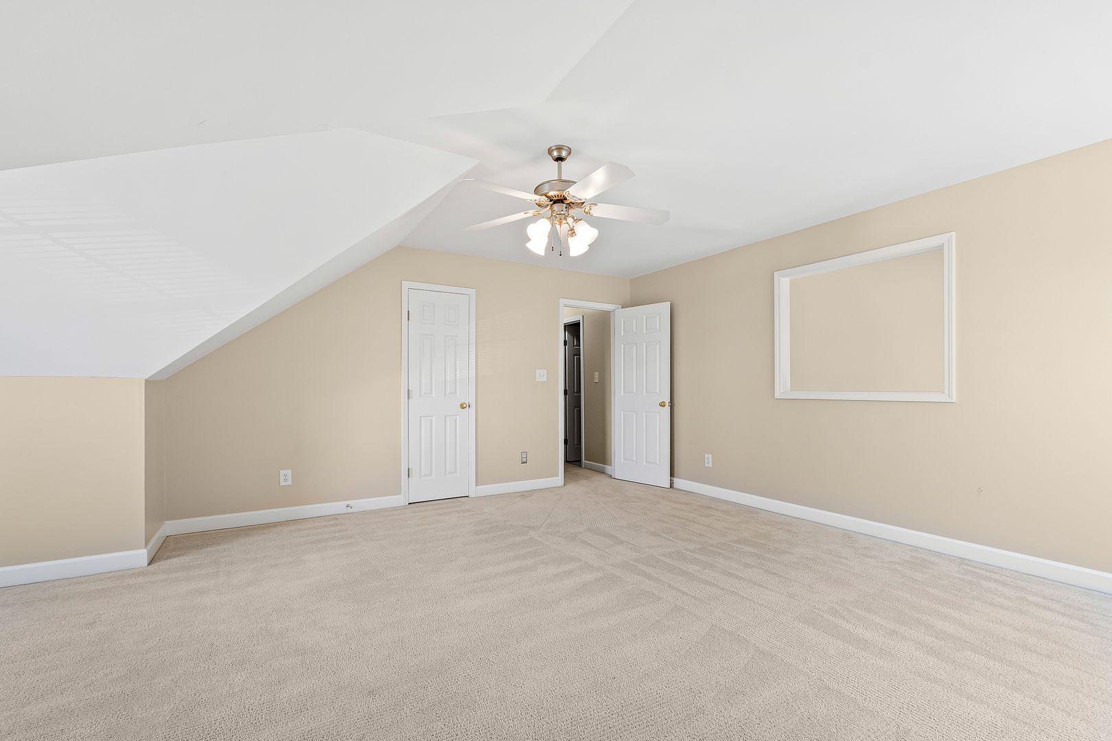 545 Seastone Street Property Photo 39