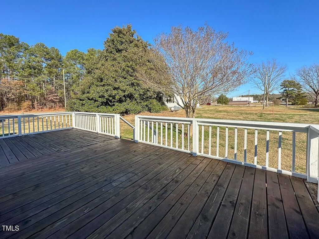 111 Elm Street Property Photo 30