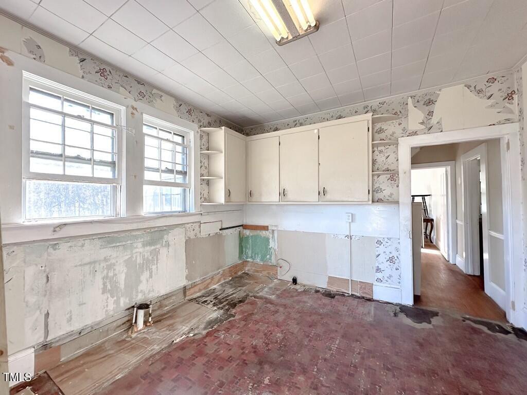 1582 Us Highway 158 E Property Photo 10