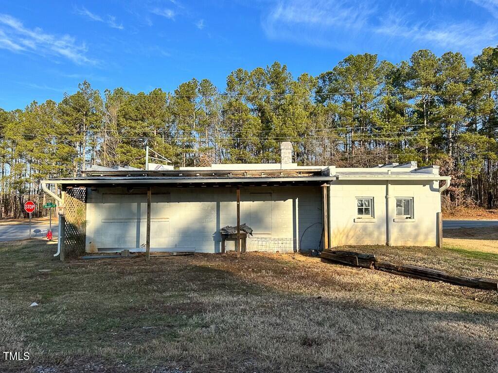 1576 Us Hwy 158 E Property Photo 5