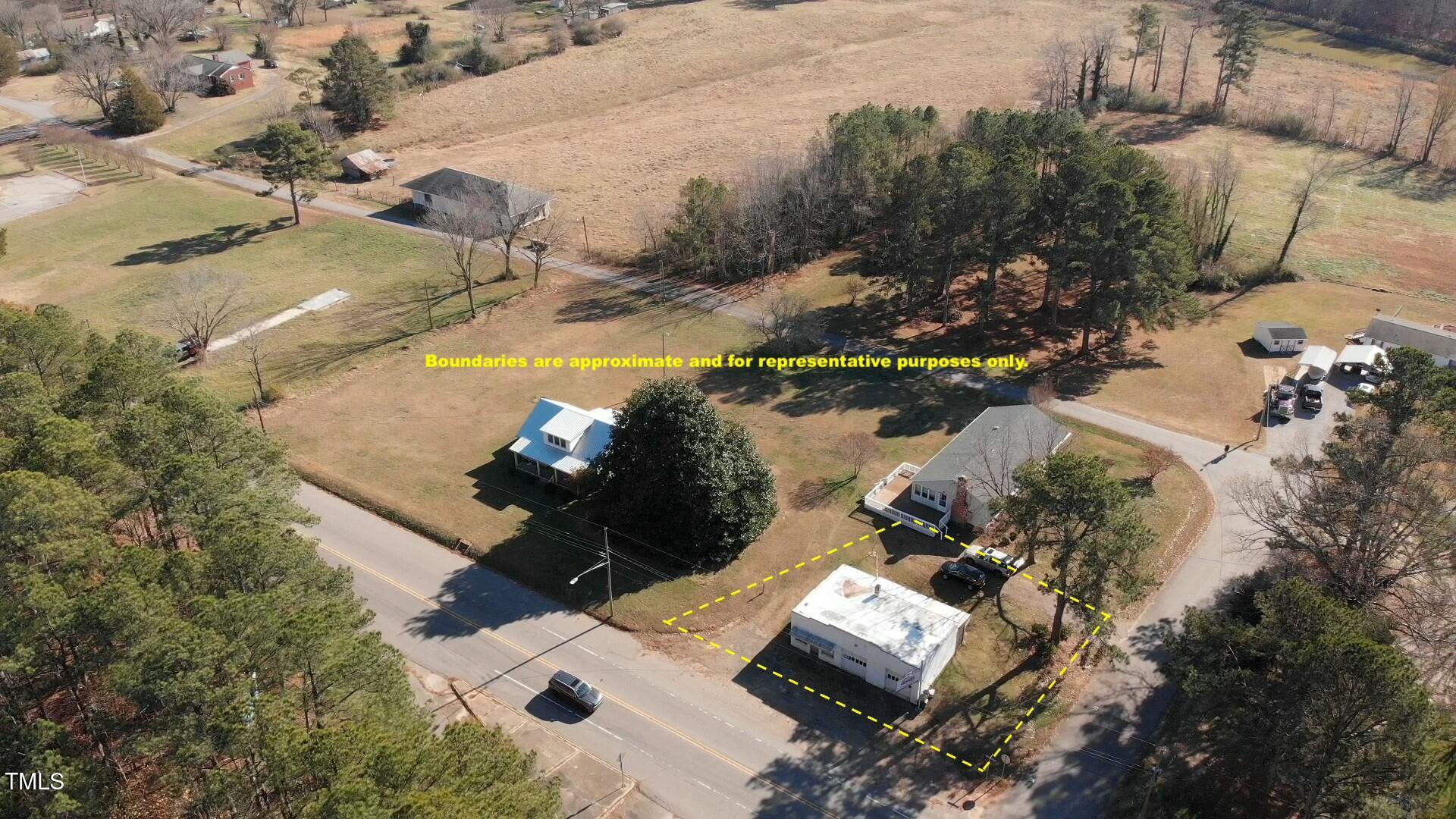 1576 Us Hwy 158 E Property Photo 6