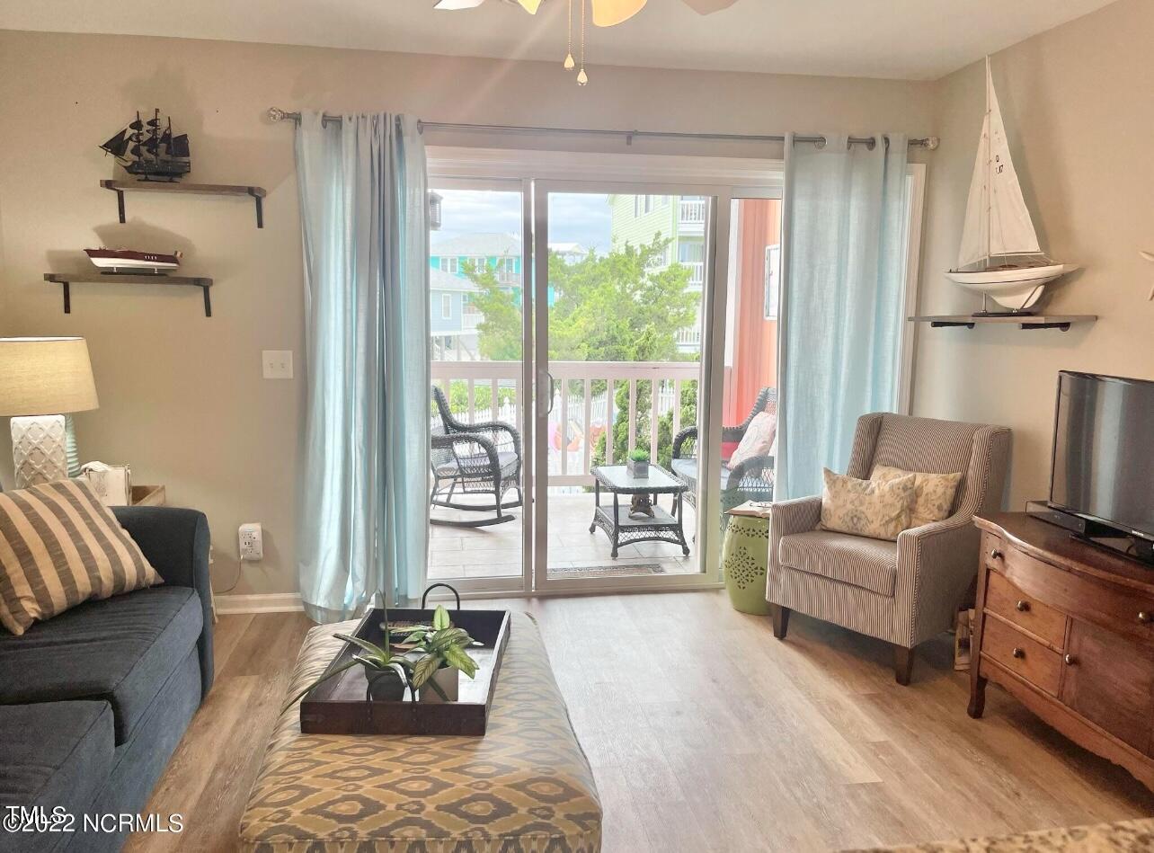 1615 Carolina Beach Avenue N Apt E2 Property Photo 2