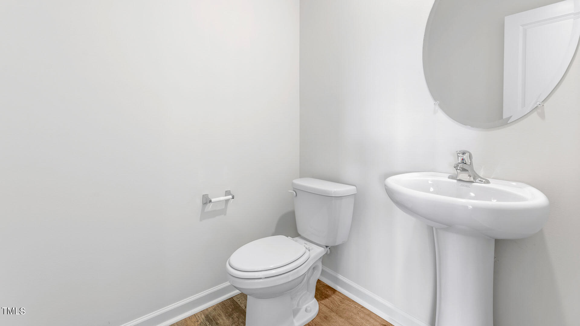 208 Leven Drive Property Photo 12