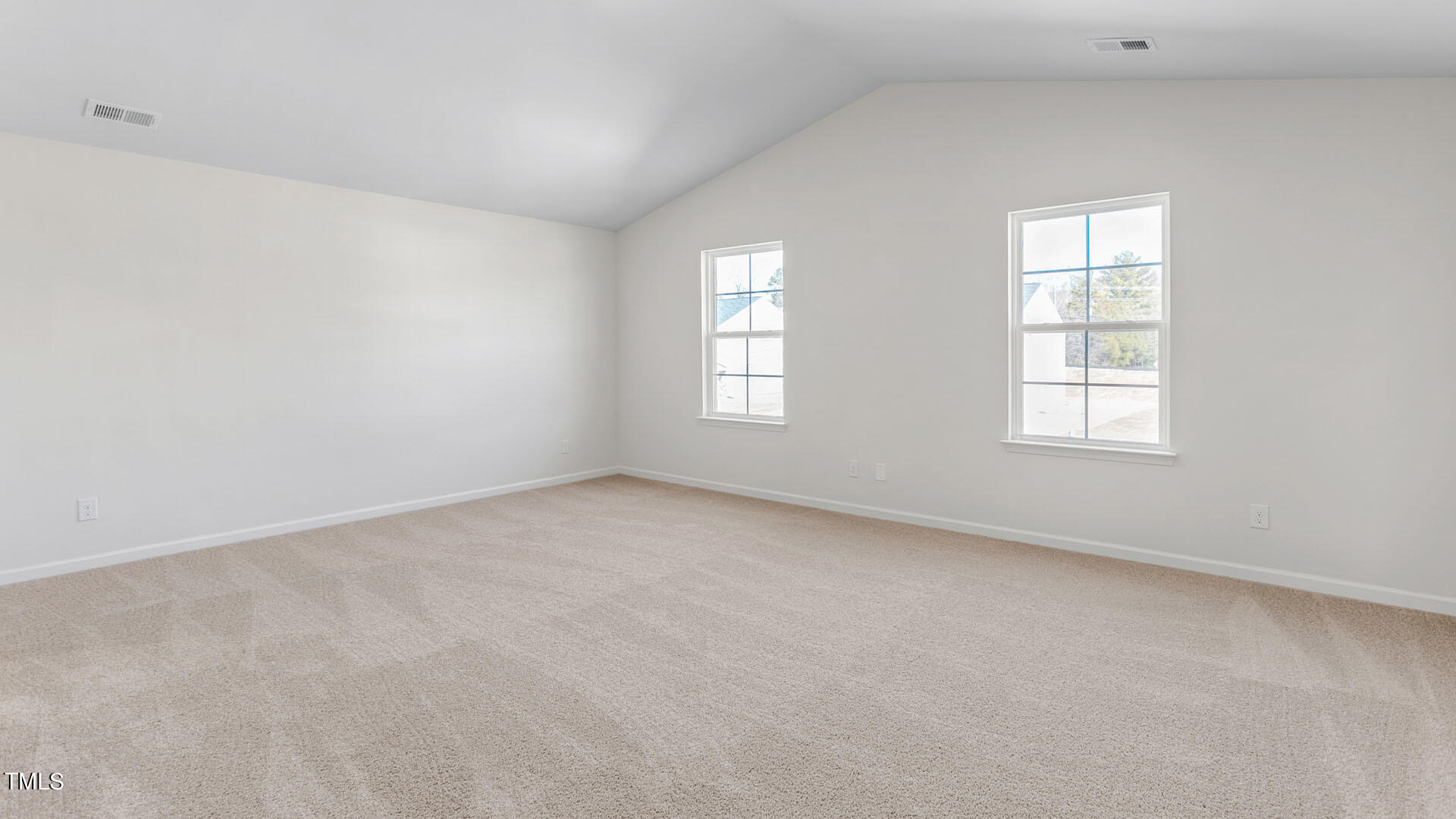 208 Leven Drive Property Photo 20