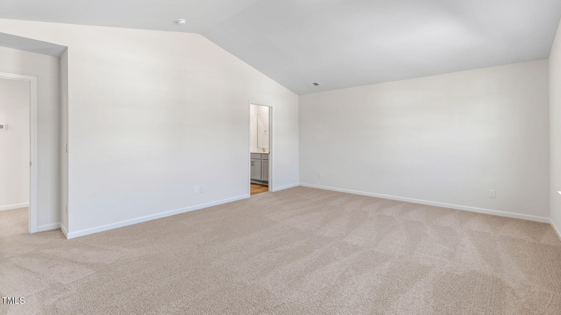 208 Leven Drive Property Photo 21