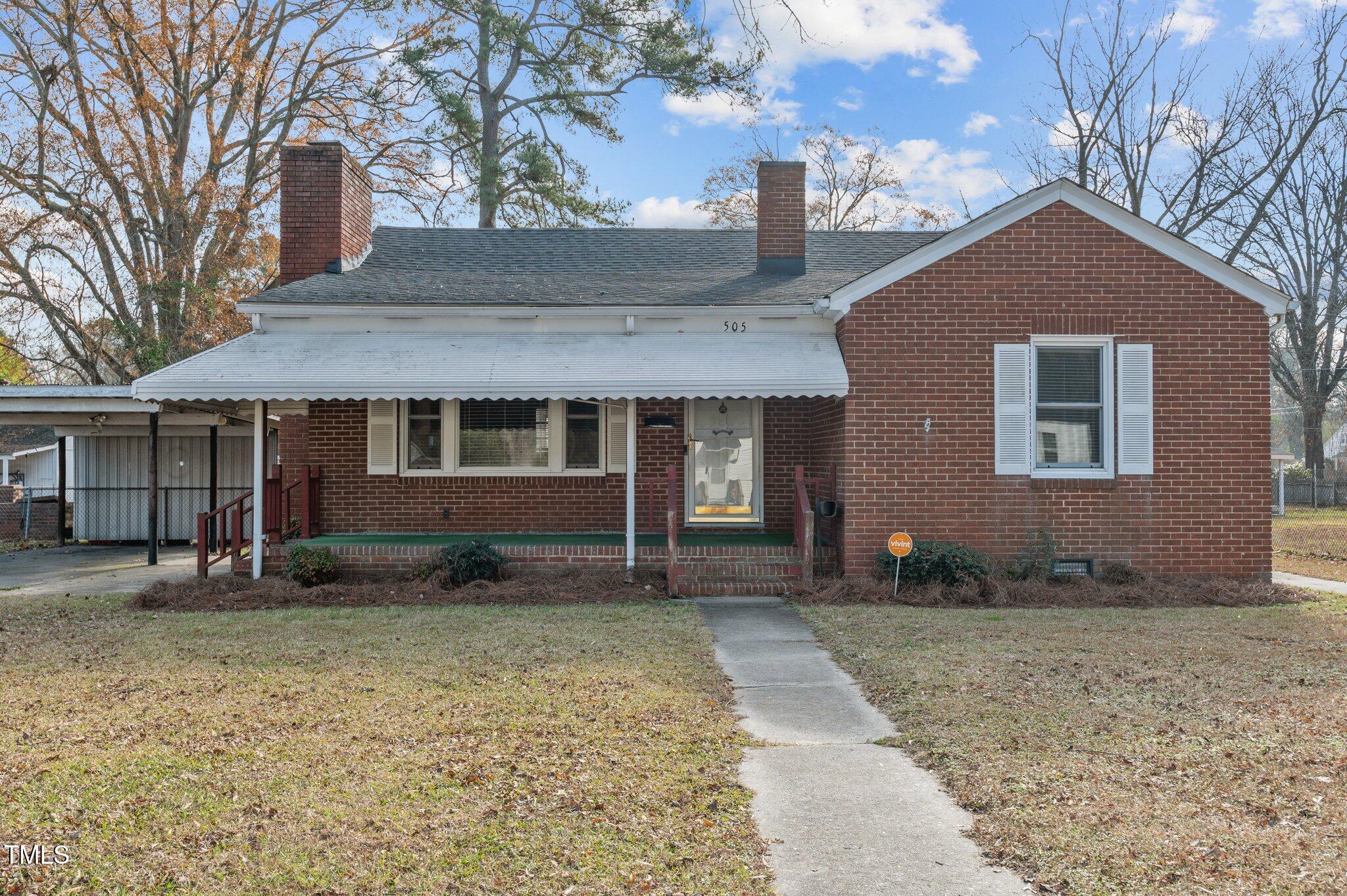 505 W Johnston Street Property Photo 2