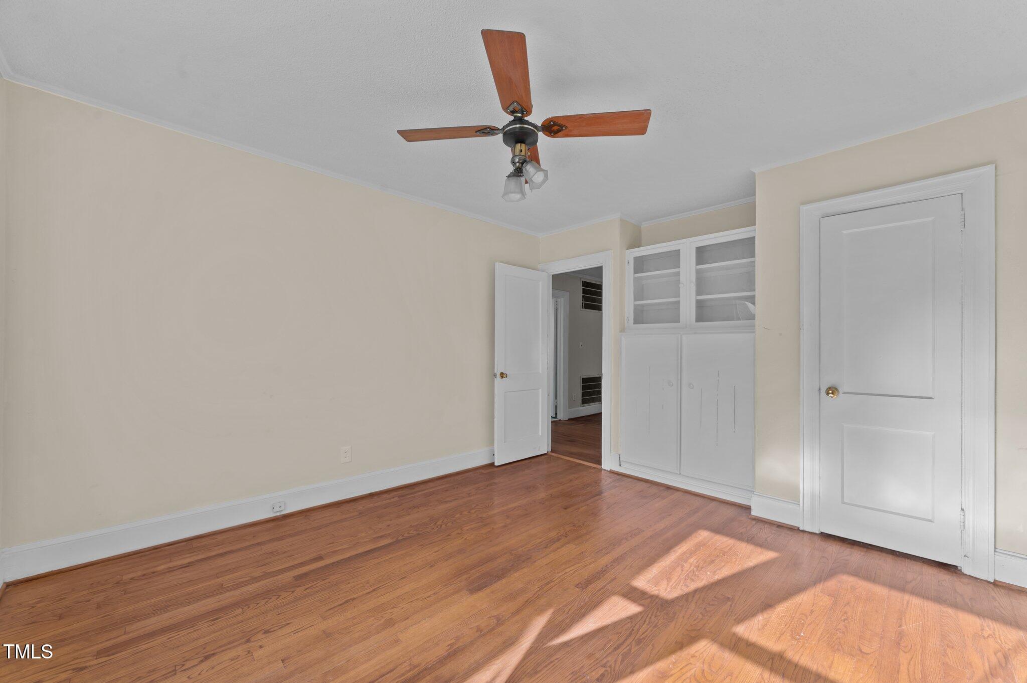 505 W Johnston Street Property Photo 17