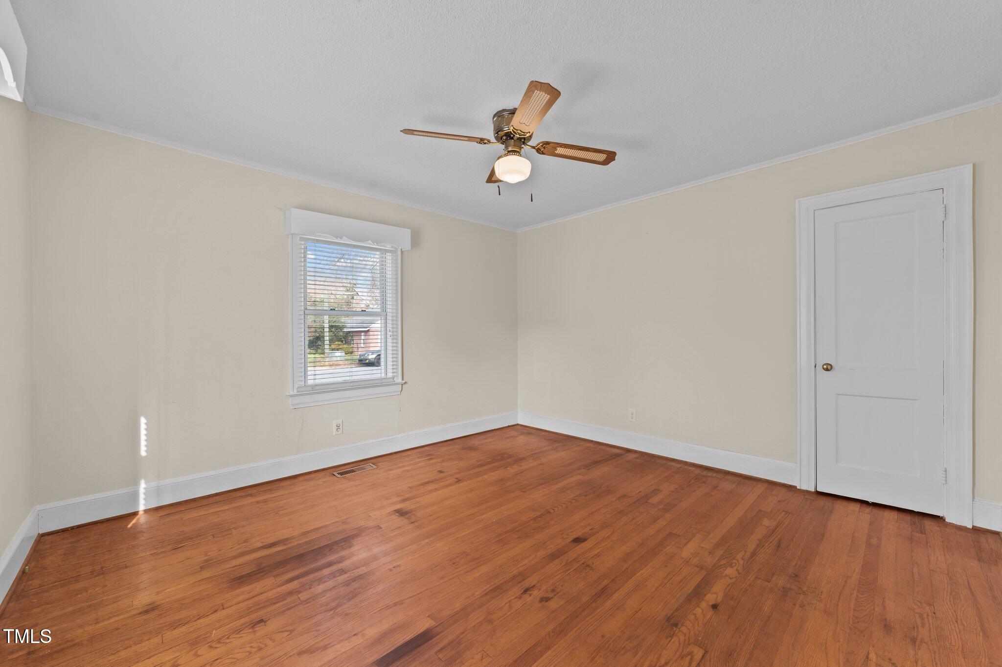 505 W Johnston Street Property Photo 21