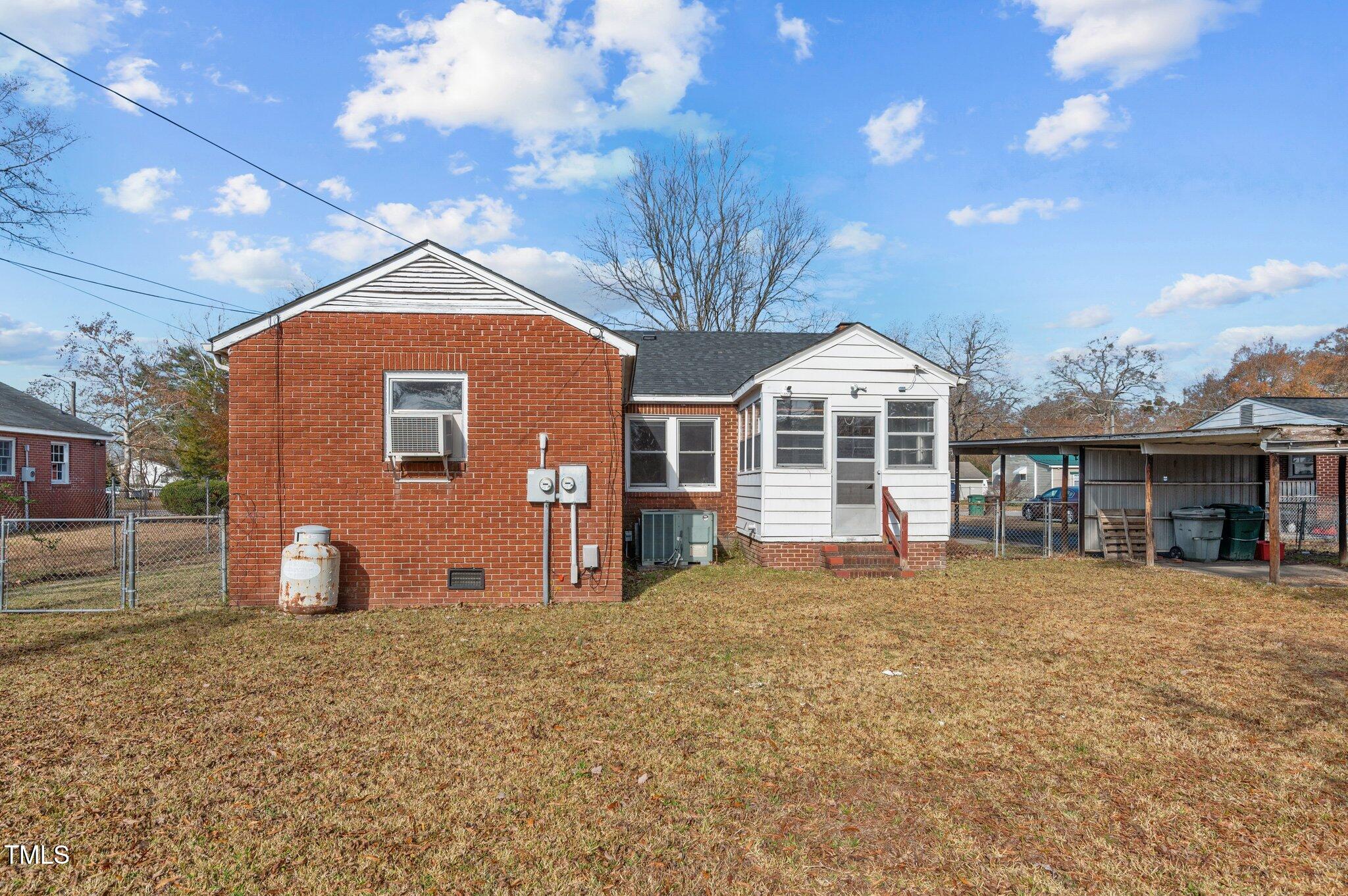 505 W Johnston Street Property Photo 36