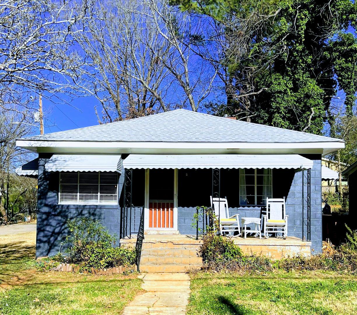 2514 Bedford Avenue Property Photo 1