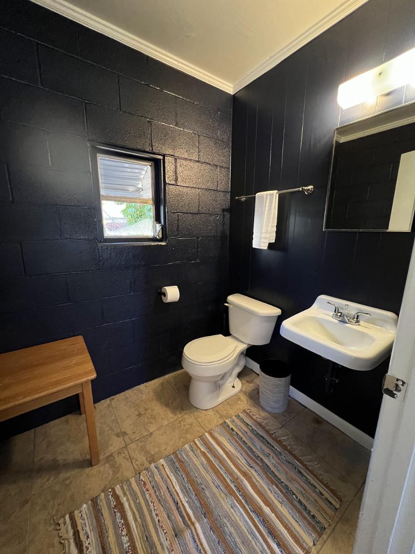2514 Bedford Avenue Property Photo 3