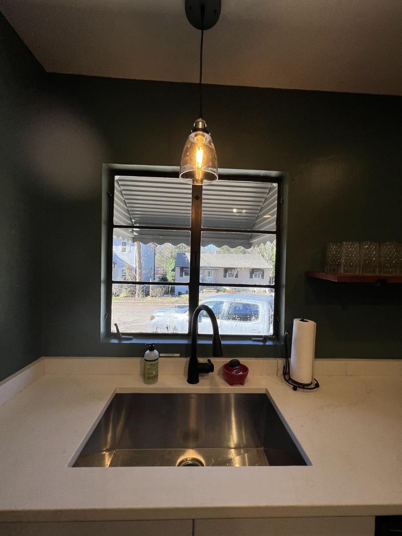2514 Bedford Avenue Property Photo 4