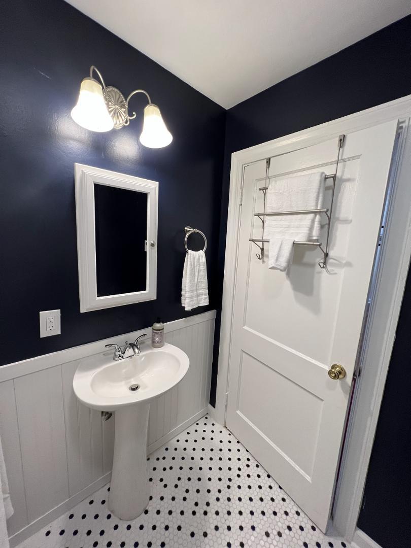 2514 Bedford Avenue Property Photo 12