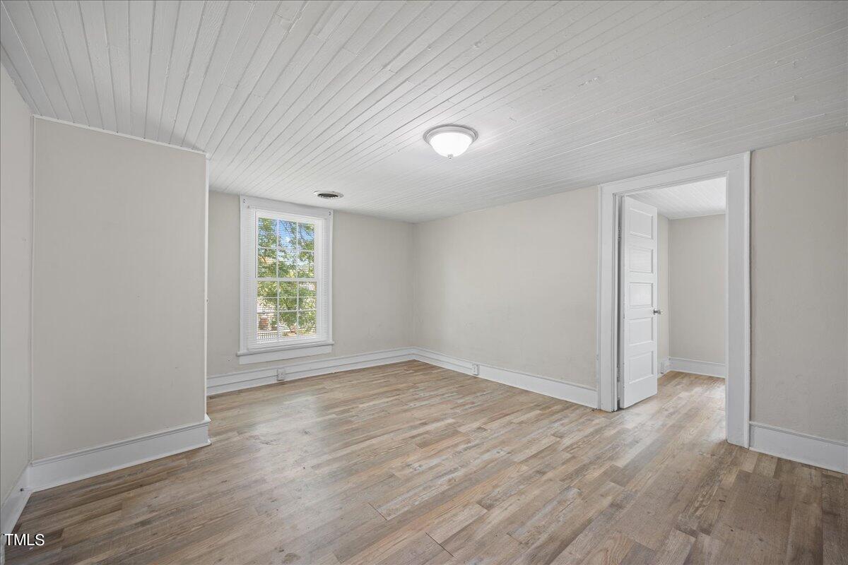 1208 Downing Street Sw Property Photo 7