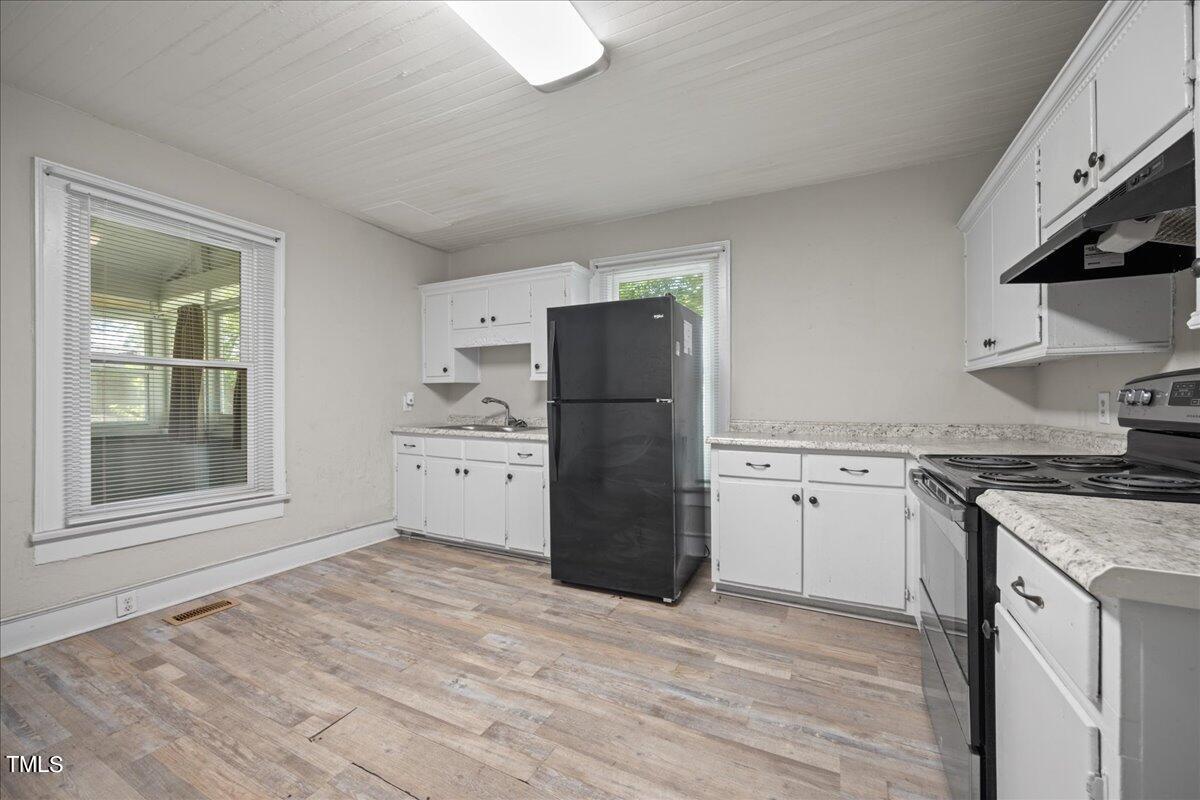 1208 Downing Street Sw Property Photo 9