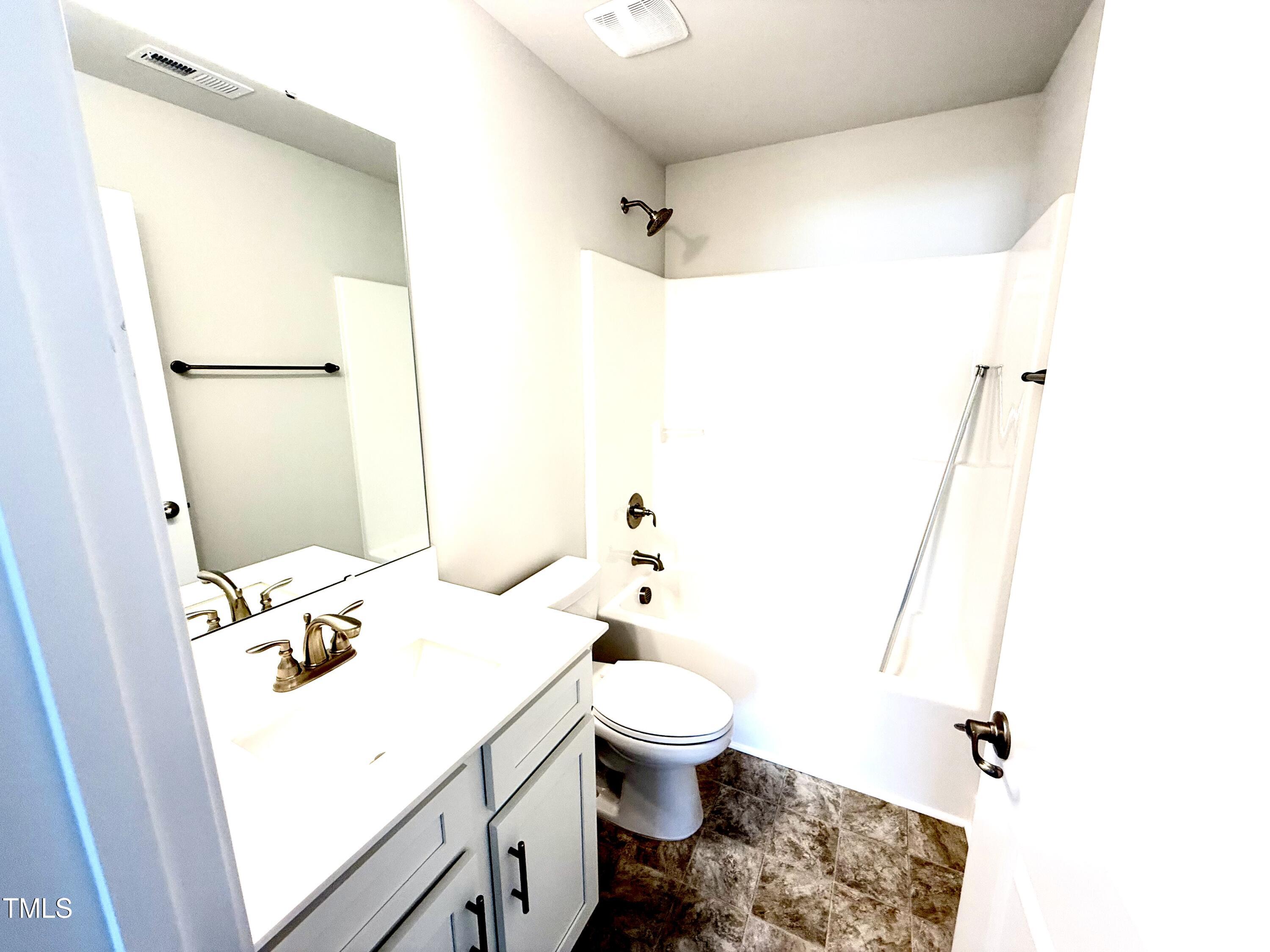 211 Drayton Hall Lane Property Photo 22