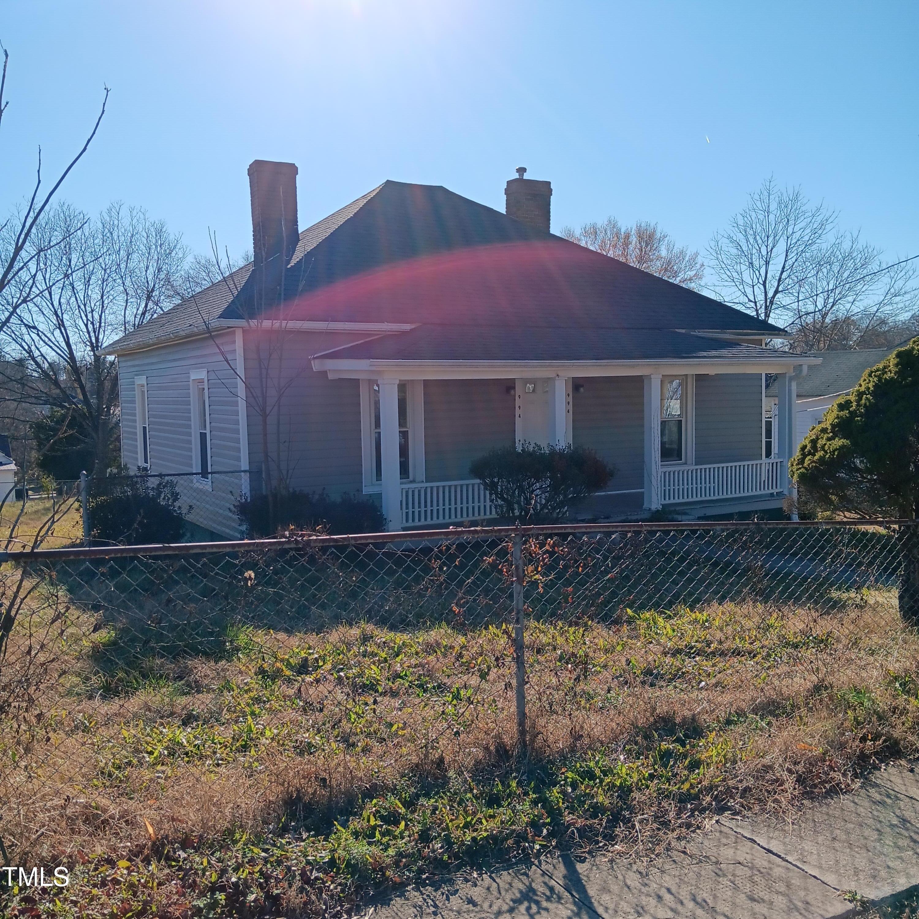 994 Burton Street Property Photo