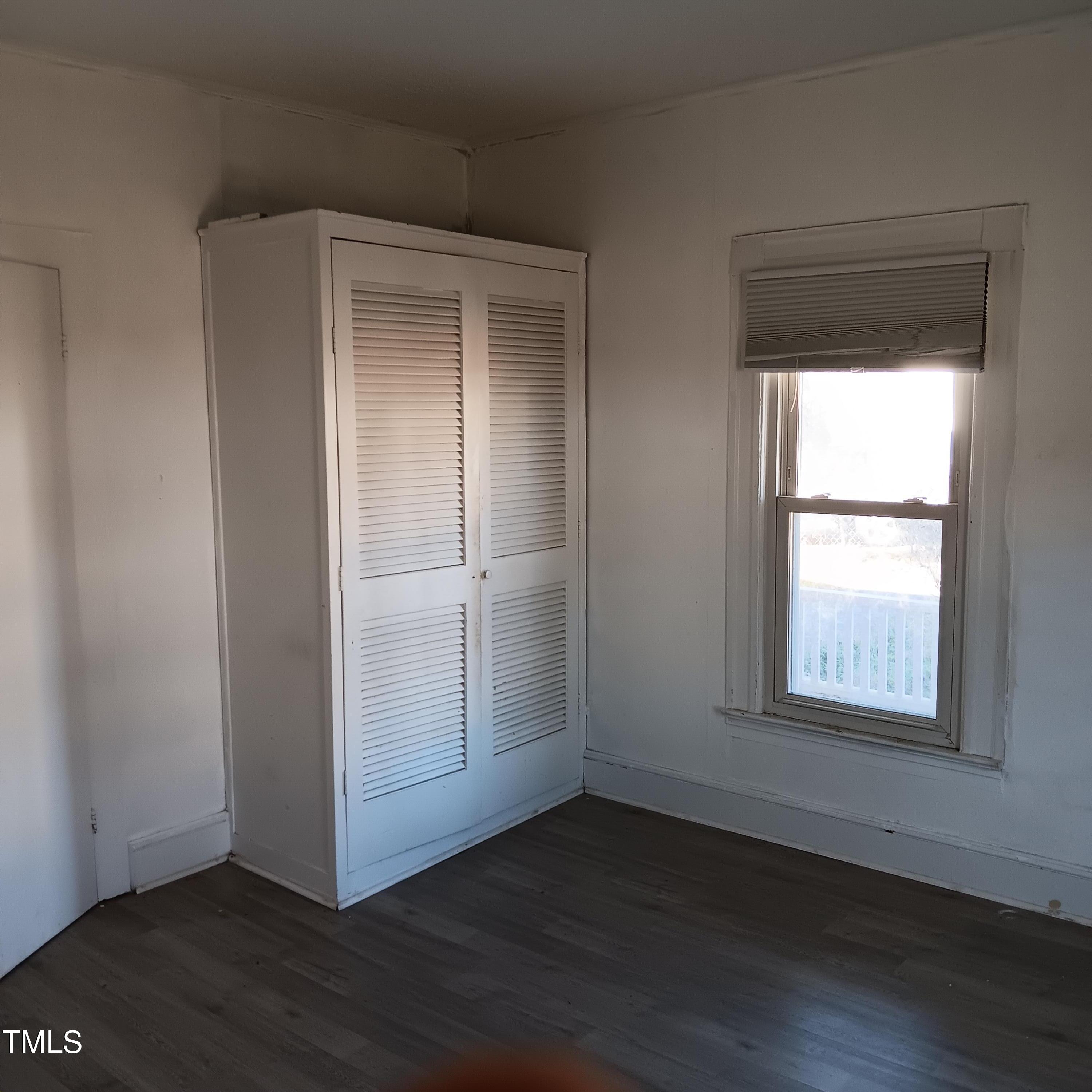 994 Burton Street Property Photo 18