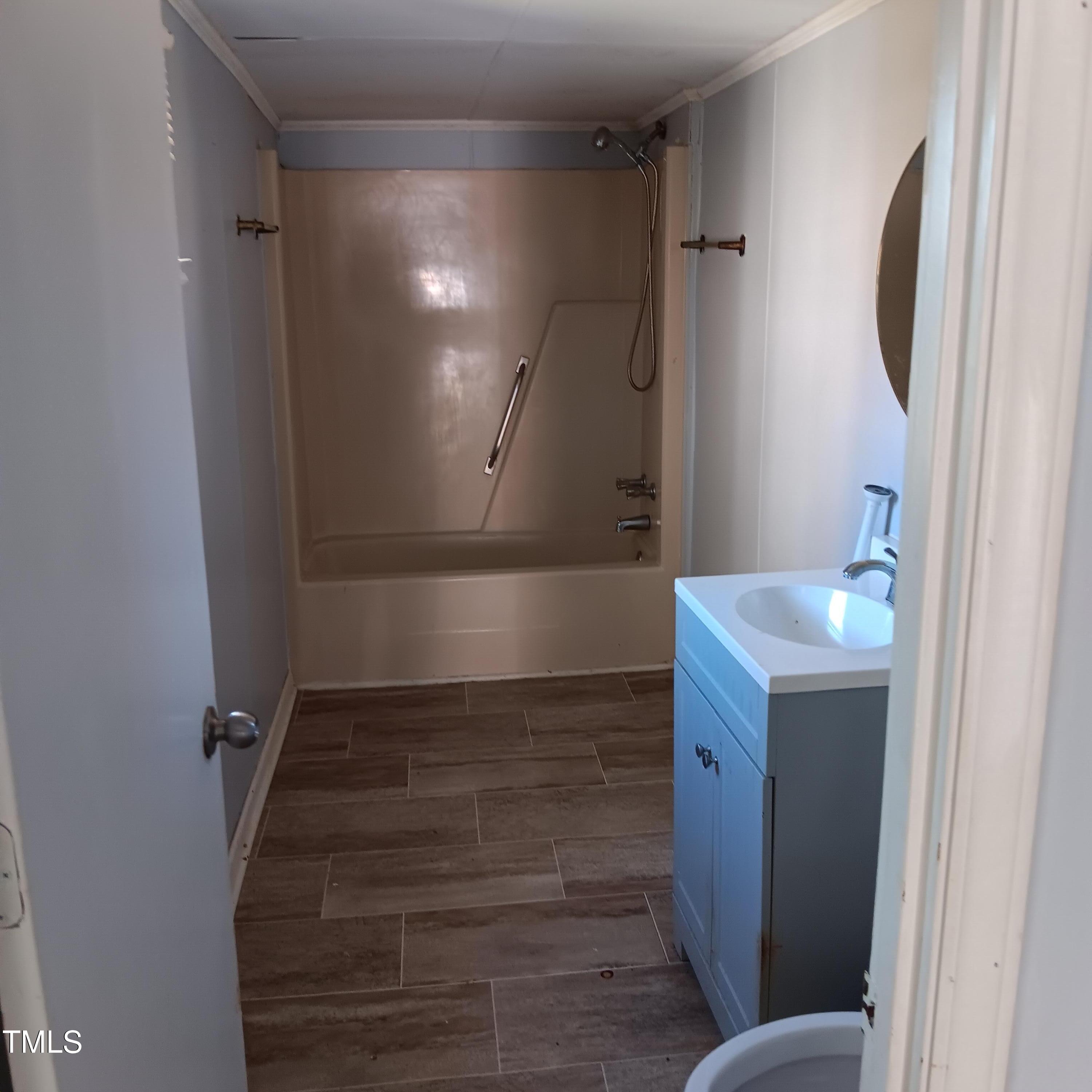 994 Burton Street Property Photo 21