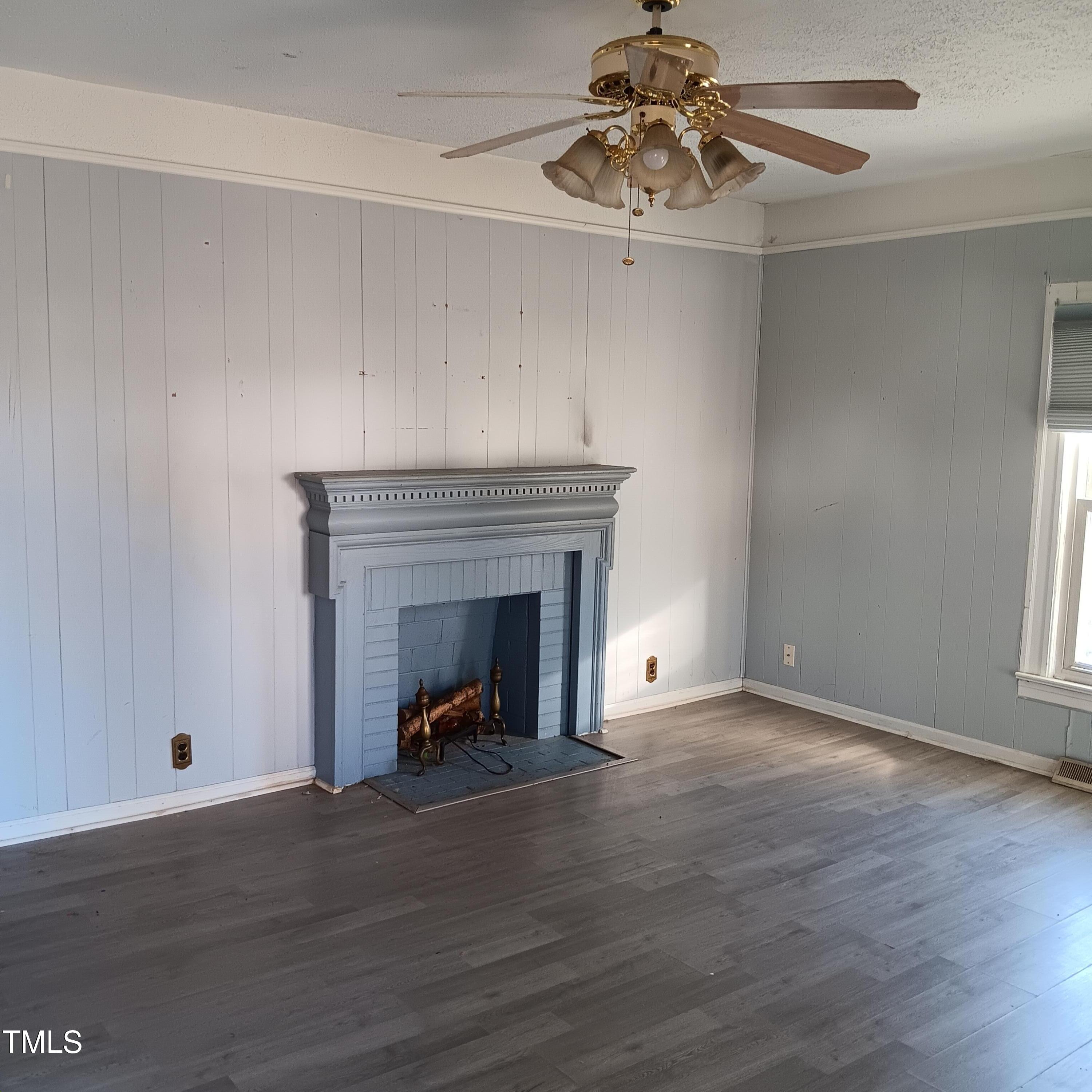 994 Burton Street Property Photo 23