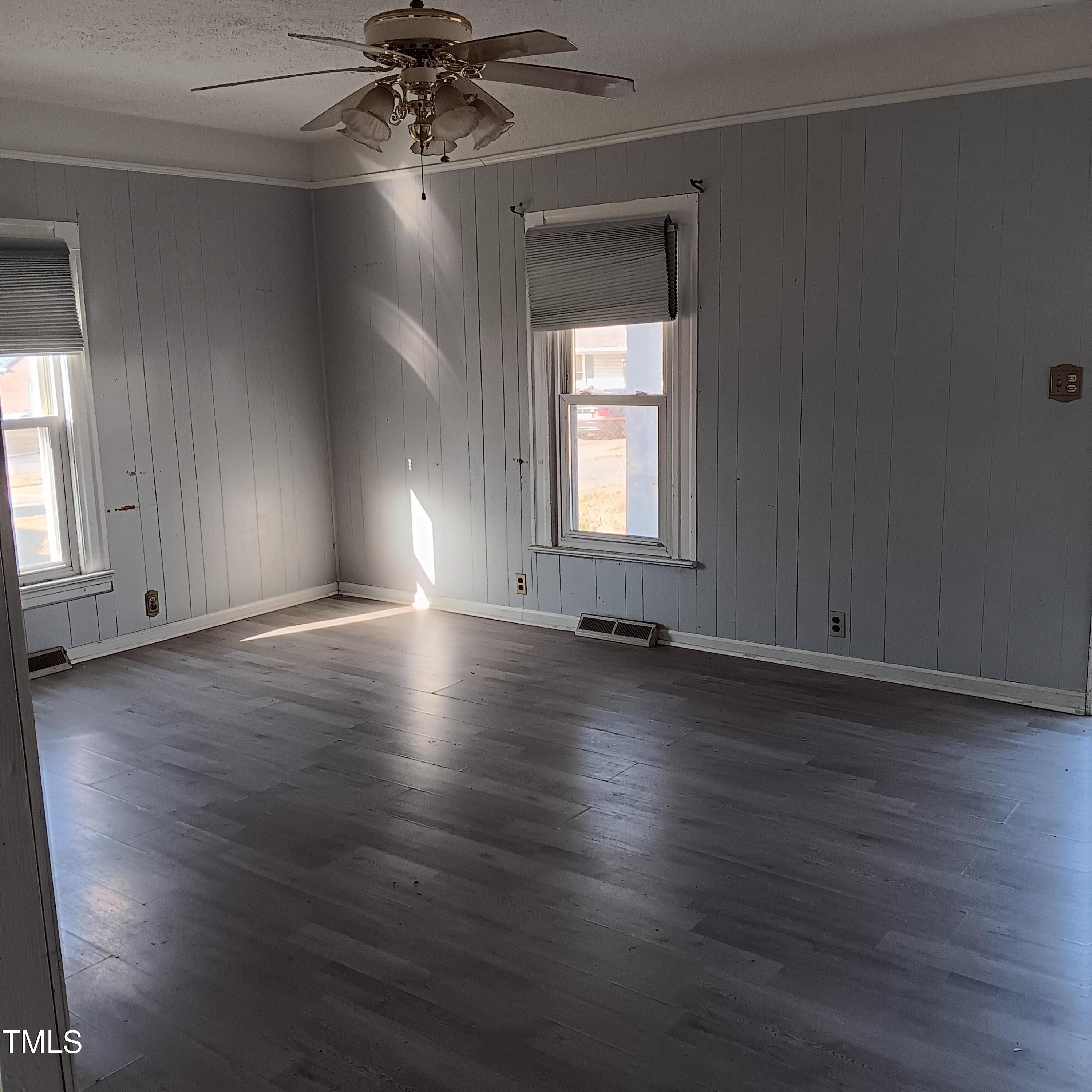 994 Burton Street Property Photo 24