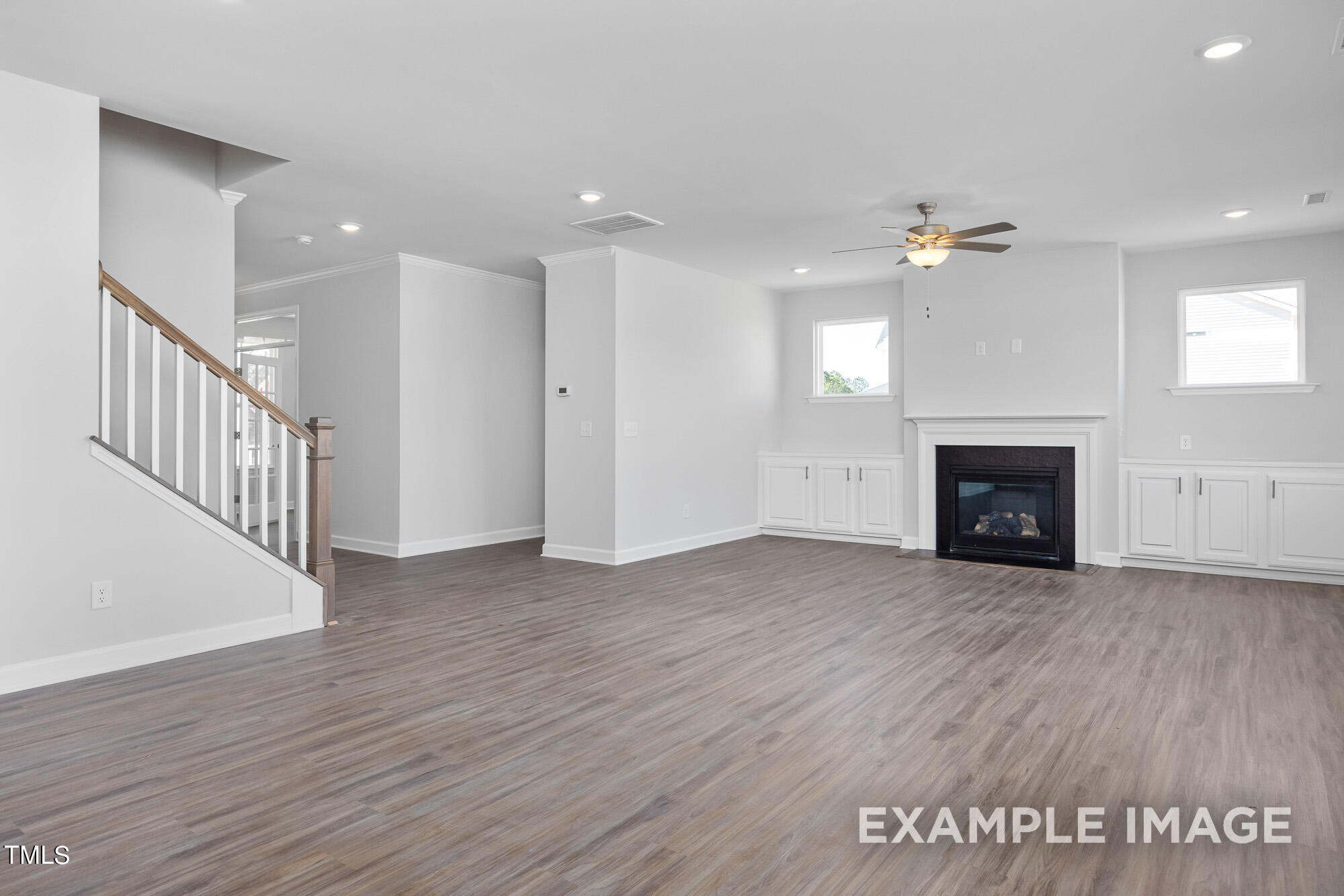 409 Reinsman Court Property Photo 4