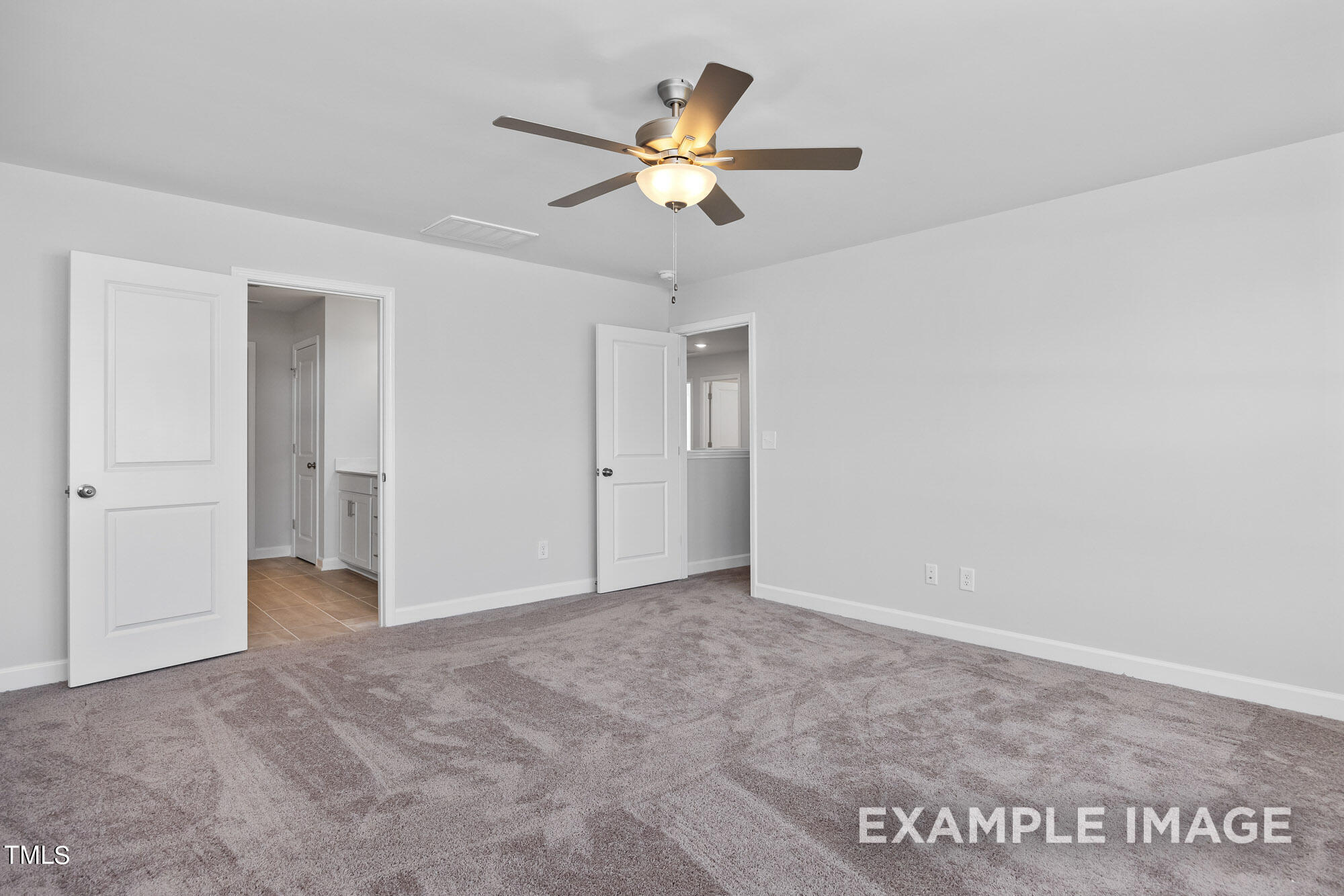 409 Reinsman Court Property Photo 12