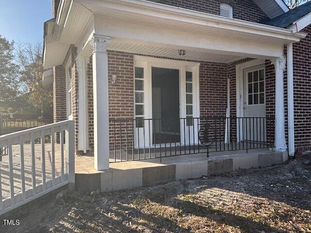 201 W Highland Avenue Property Photo 2