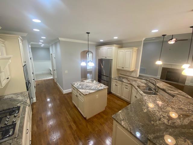 3909 Sanford Creek Property Photo 9