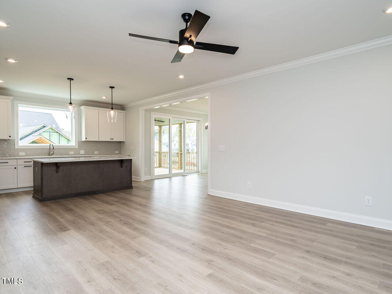 1812 Bright Lantern Way Property Photo 6