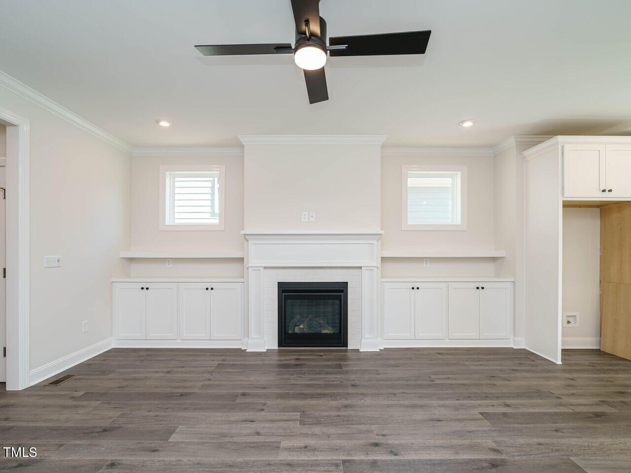 1809 Bright Lantern Way Property Photo 4
