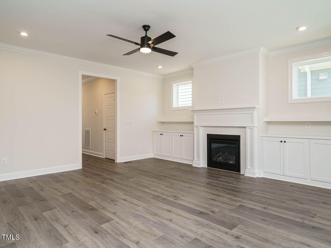 1809 Bright Lantern Way Property Photo 5