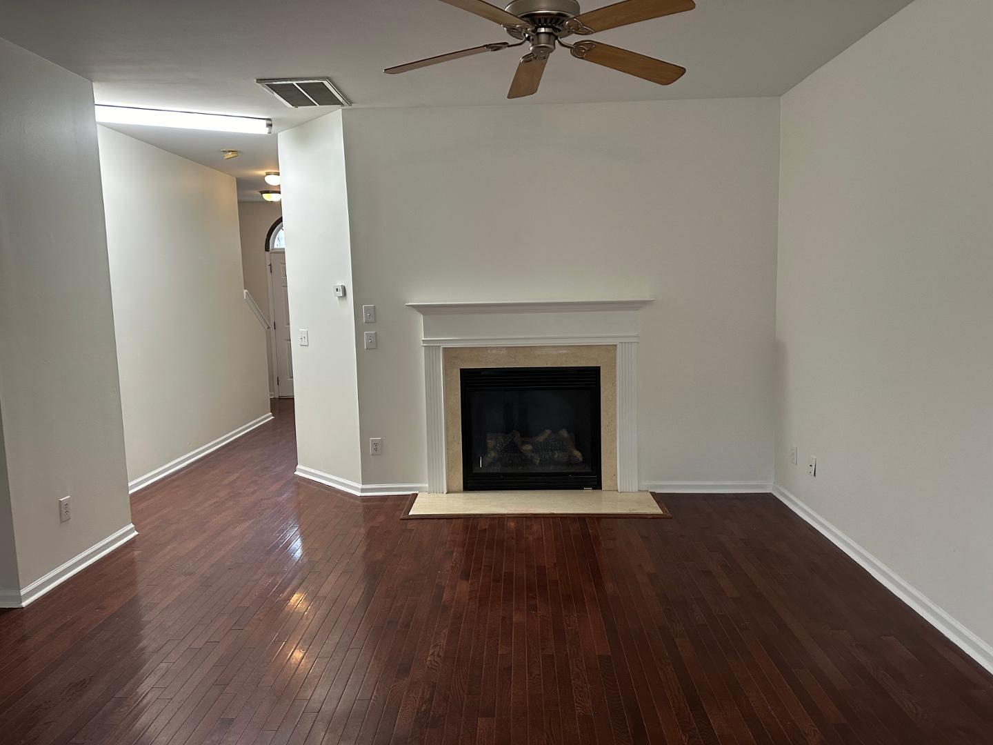522 Writers Way Property Photo 8
