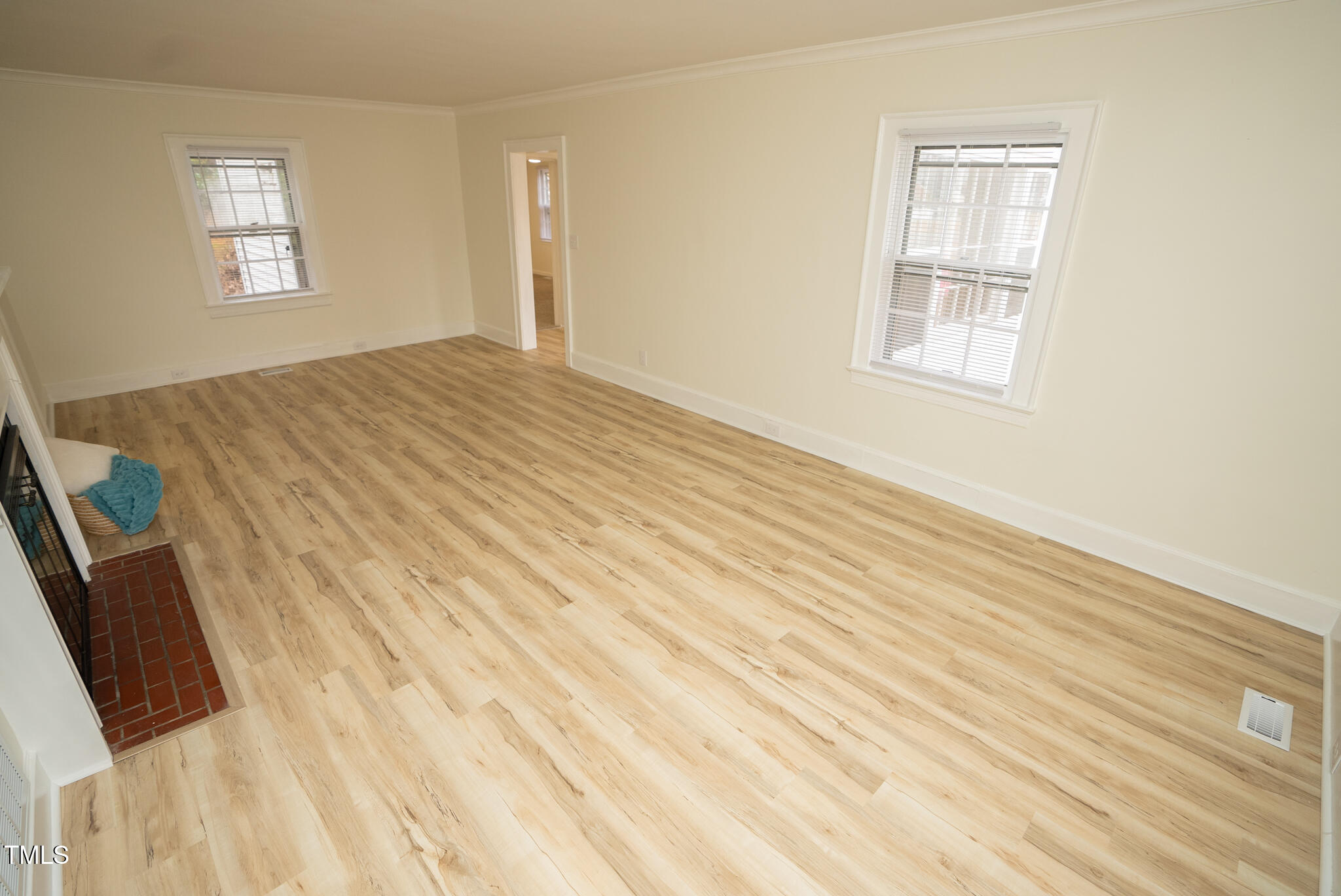 421 S Morgan Street Property Photo 5
