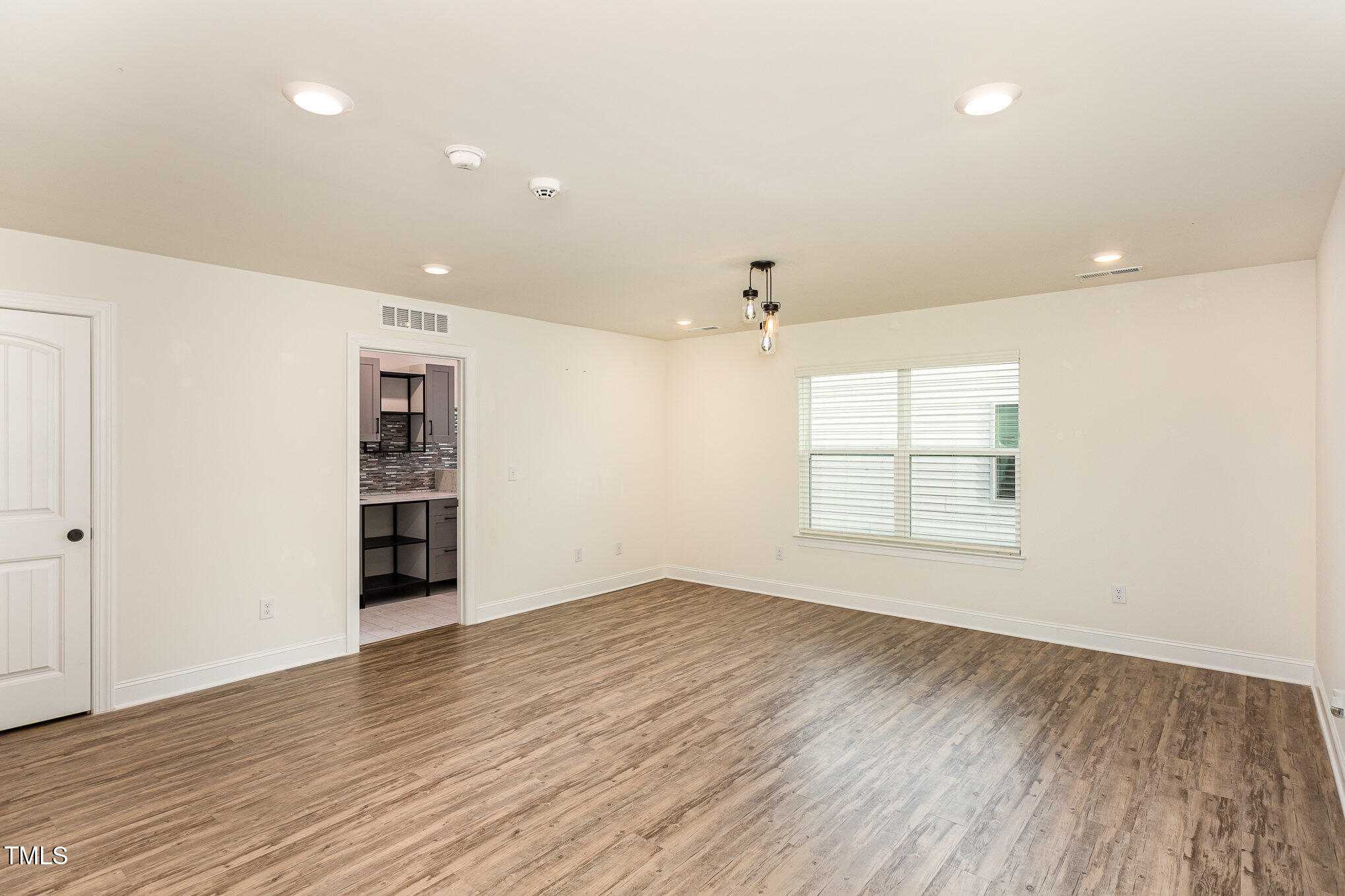 79 Stallion Way Property Photo 4