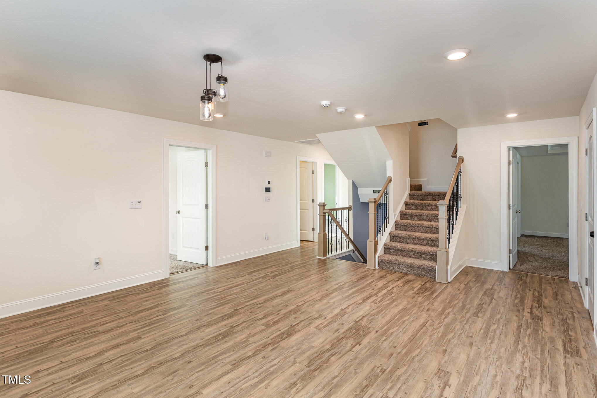 79 Stallion Way Property Photo 5