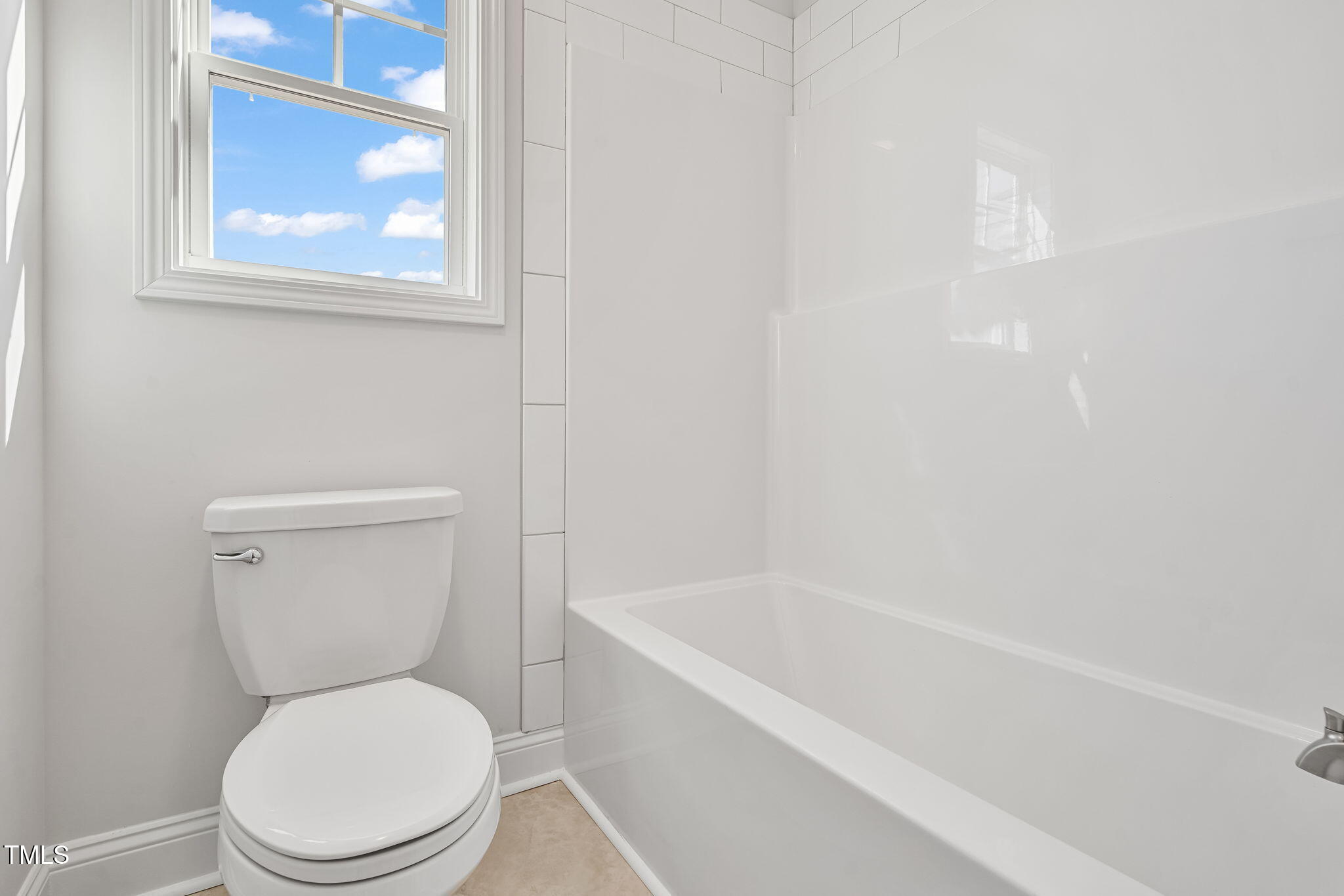 289 Brickhill Drive Property Photo 7