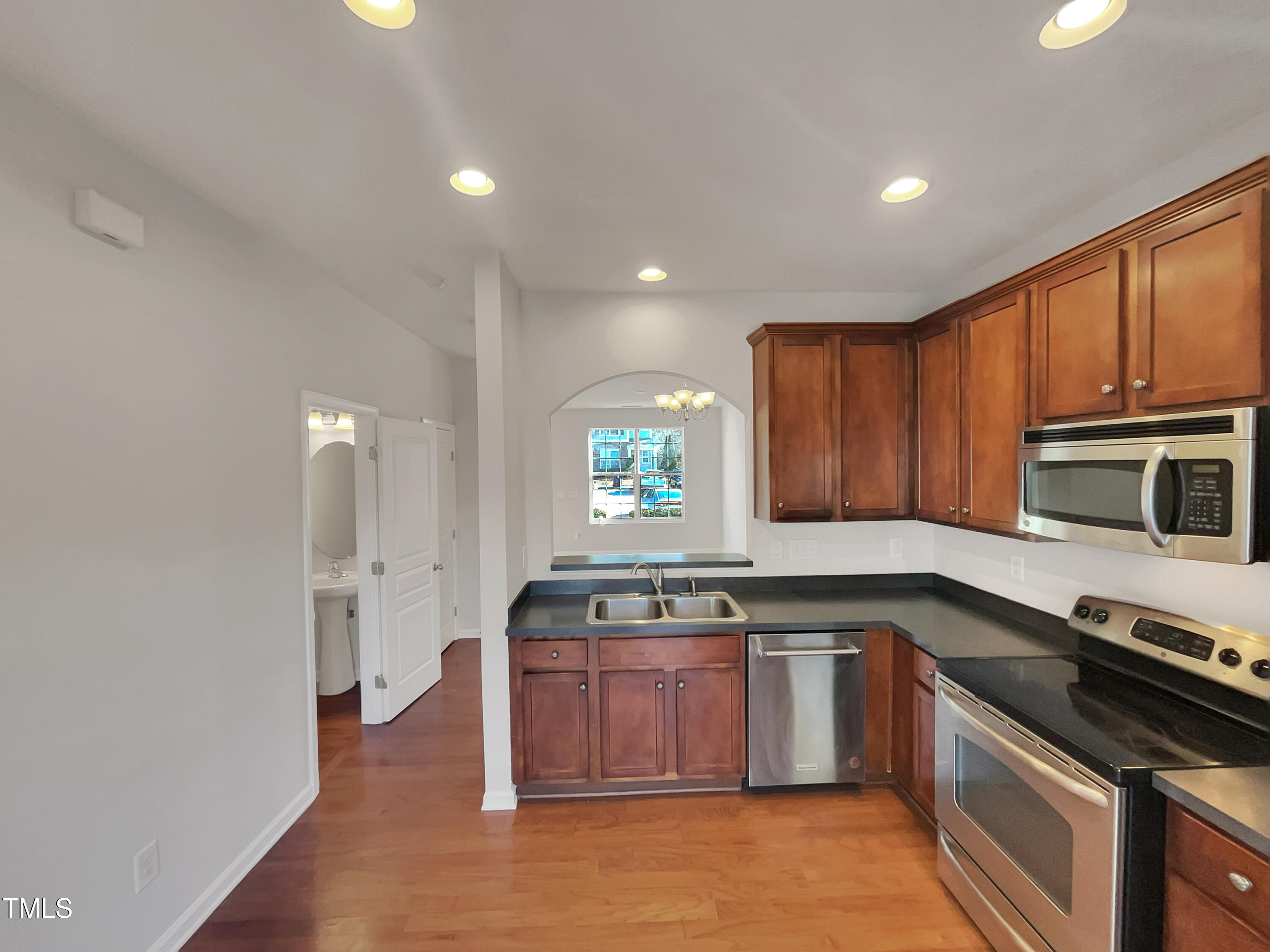 1302 Denmark Manor Drive Property Photo 8