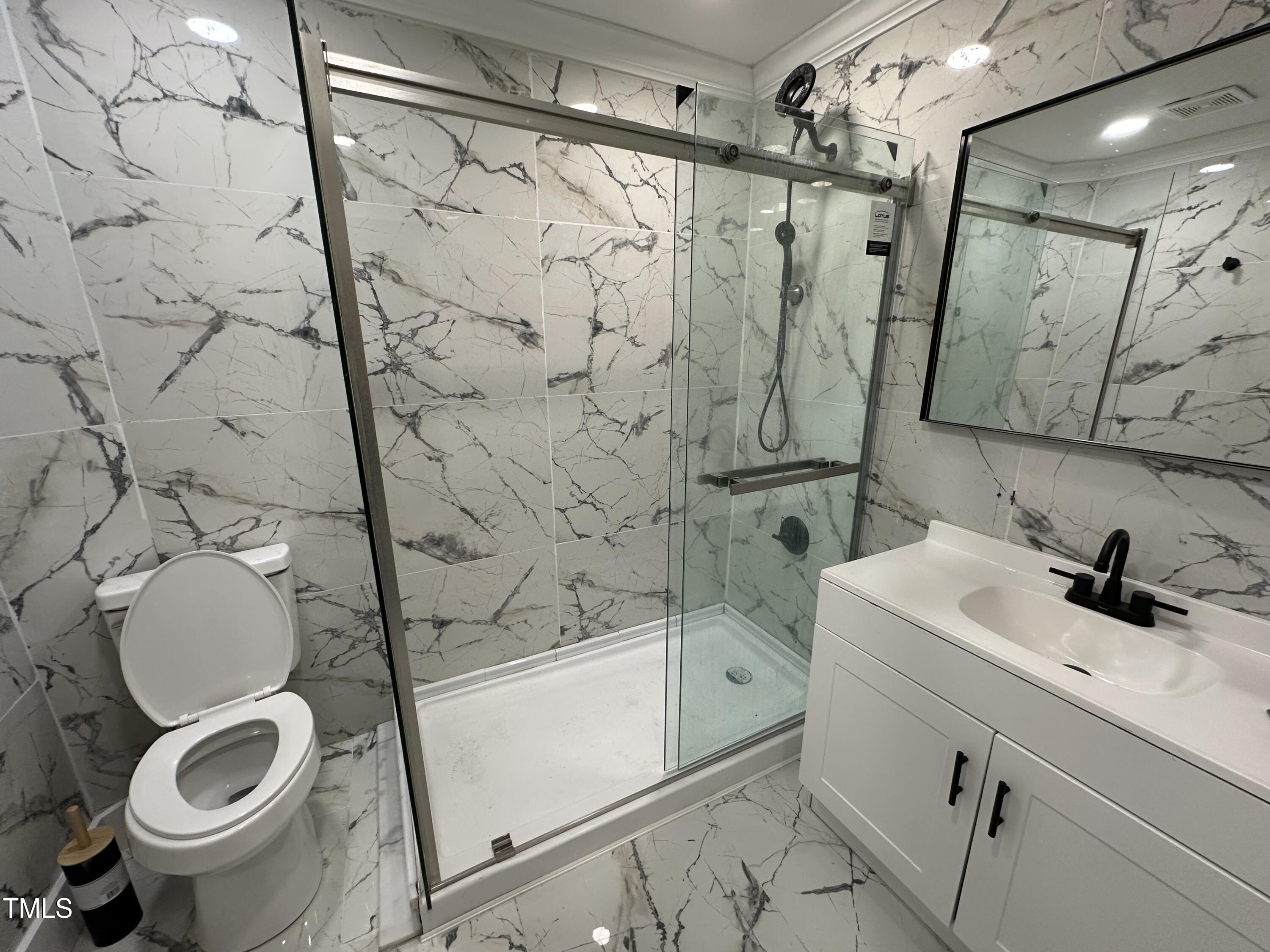 432 N Chestnut Street Property Photo 9