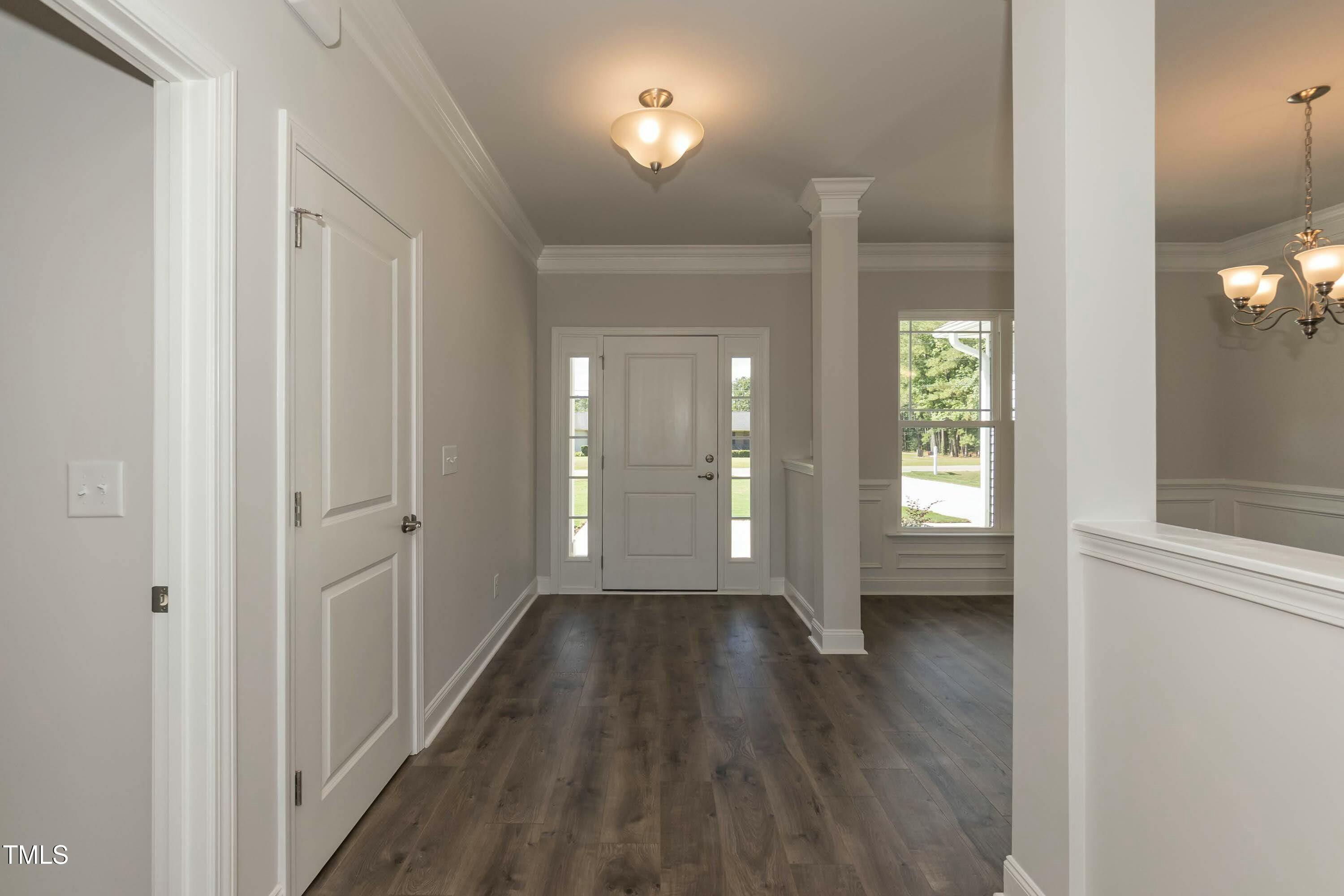 587 Glenkirk Place Property Photo 7